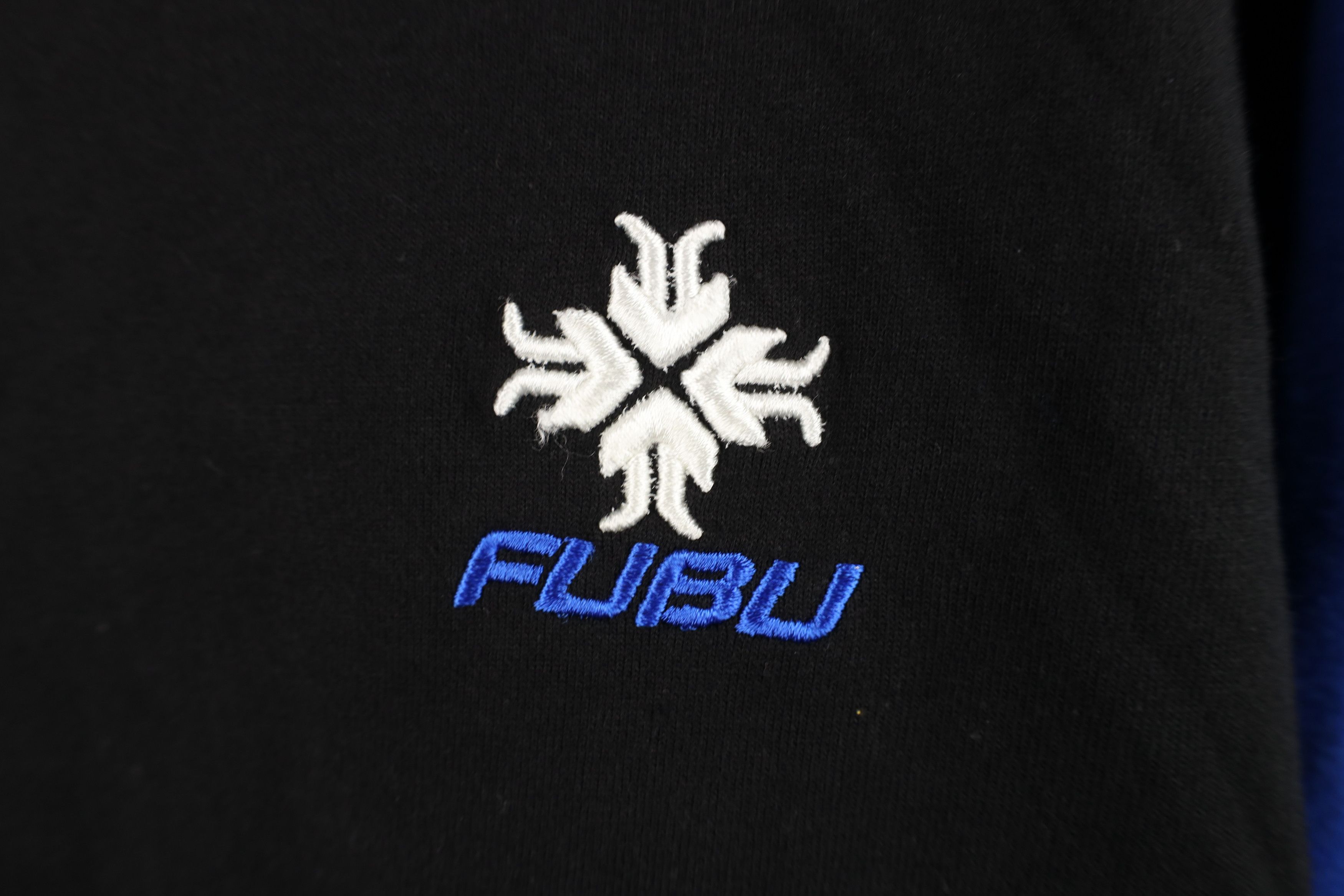 Fubu Vintage 90s FUBU Snowflake Fit Turtleneck T-Shirt Black Size US XXL / EU 58 / 5 - 5 Thumbnail