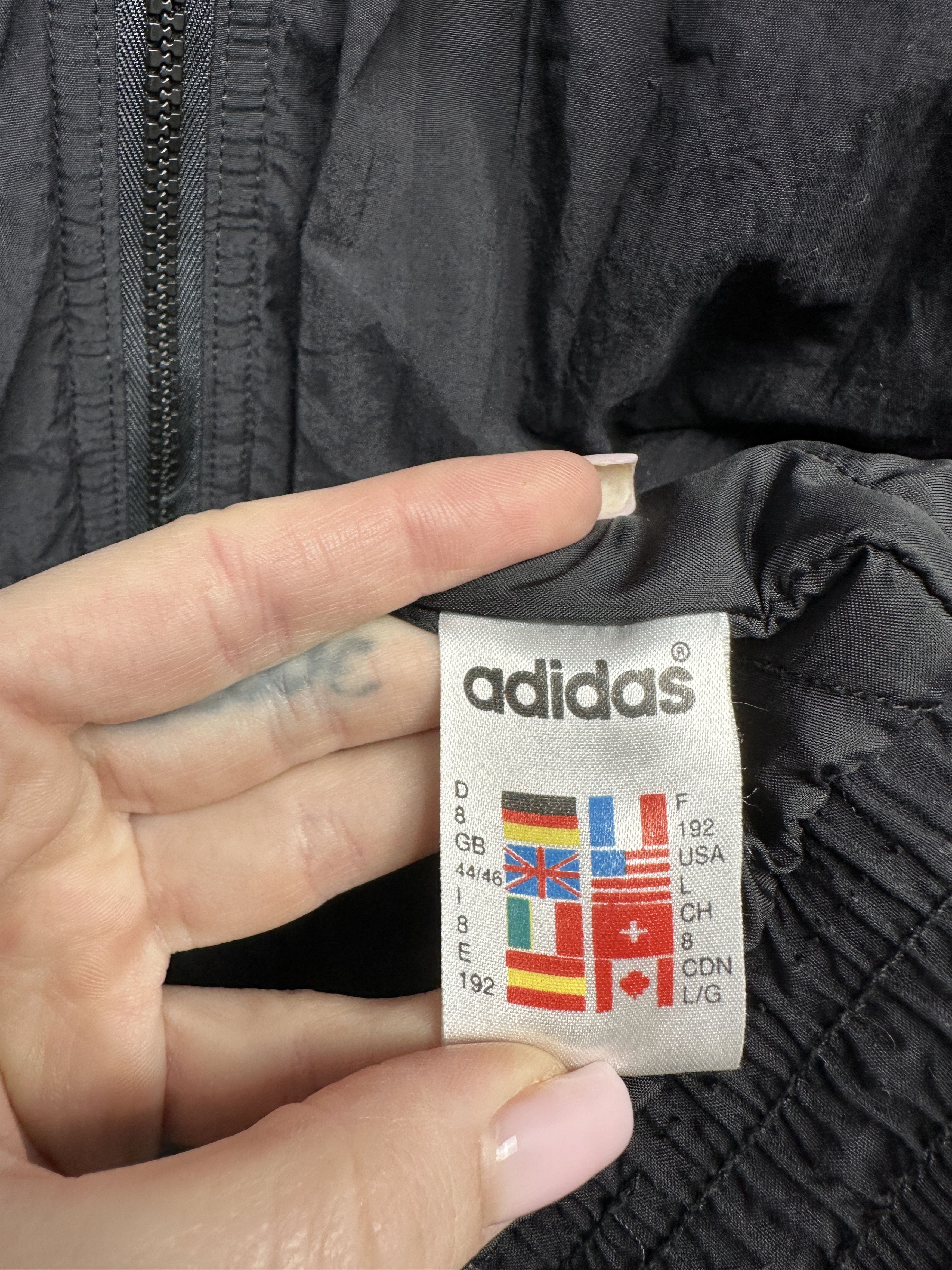 Adidas Adidas Vintage Mens Baggy Nylon Jacket Size US L / EU 52-54 / 3 - 5 Thumbnail