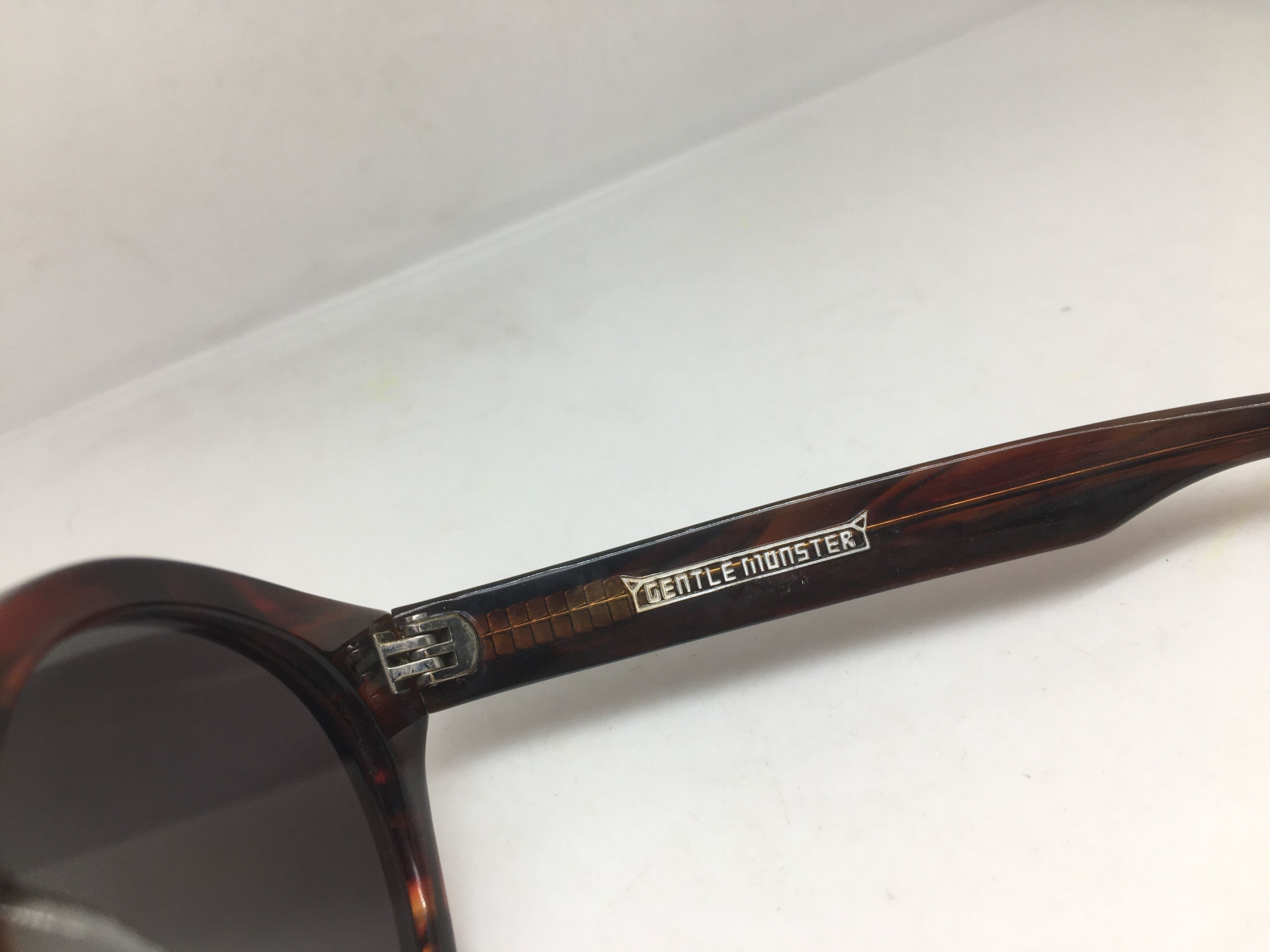 Gentle Monster Gentle Monster Keyhole Bridge ARTSTOCRST Sunglasses Size ONE SIZE - 5 Thumbnail