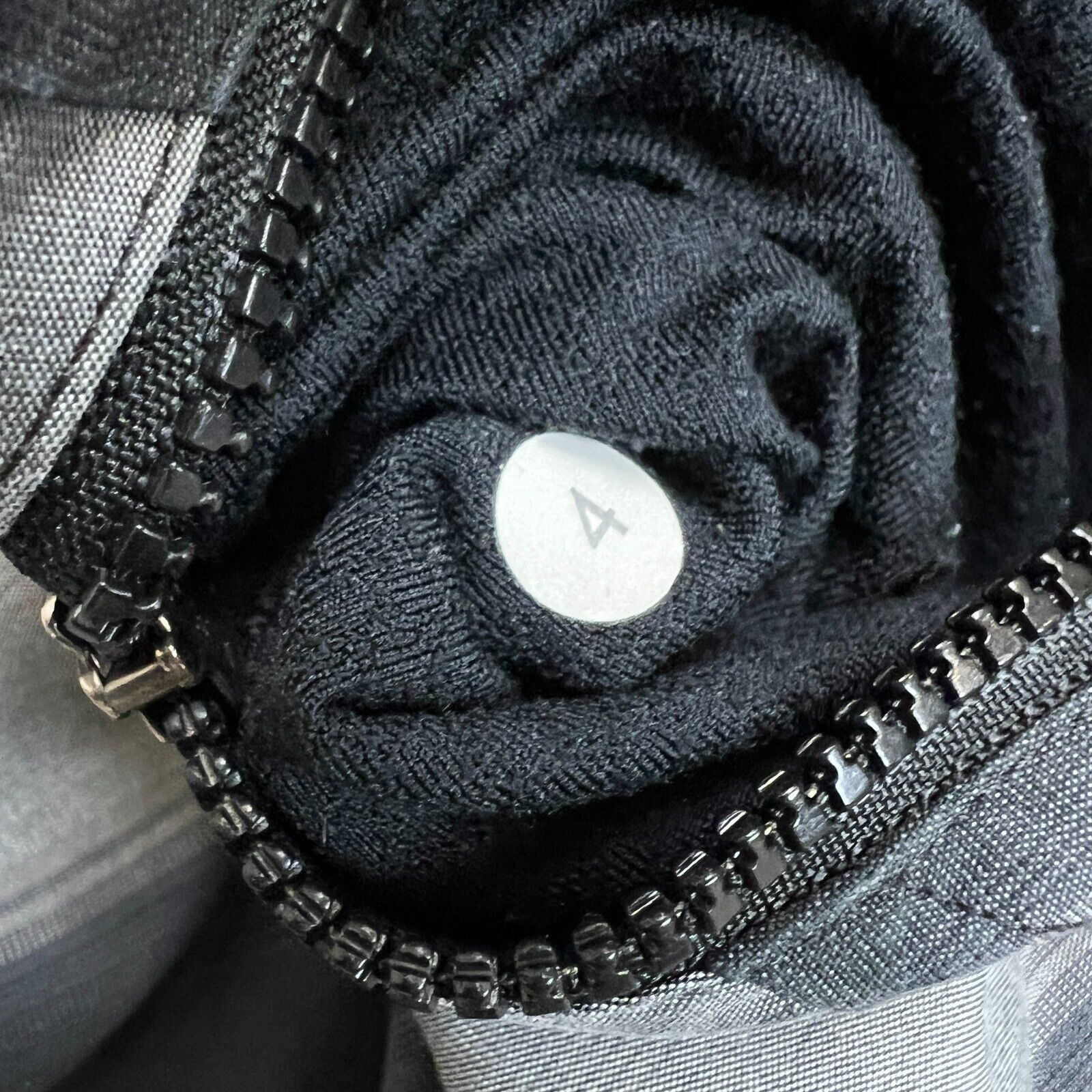 Lululemon Lululemon Hooded Track & Field Jacket Full Zip Sports Coat Size S / US 4 / IT 40 - 6 Thumbnail