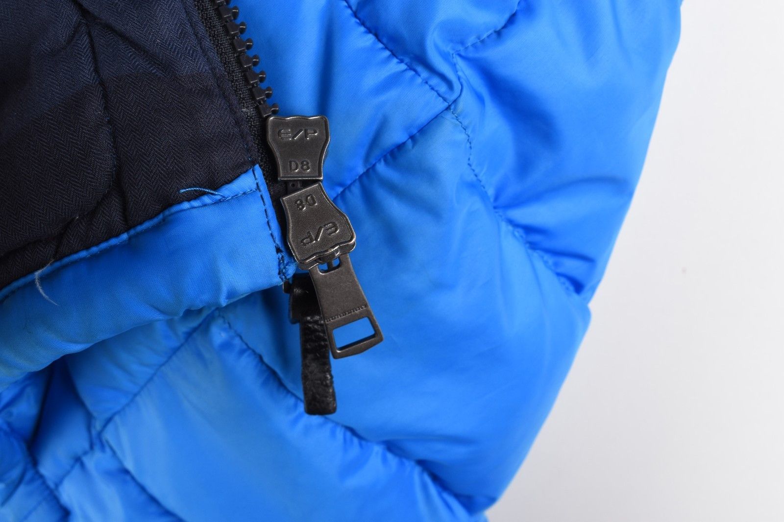 Burberry Original Burberry Brit Men Puffer Down Vest Jacket M H5619 Size US M / EU 48-50 / 2 - 8 Thumbnail