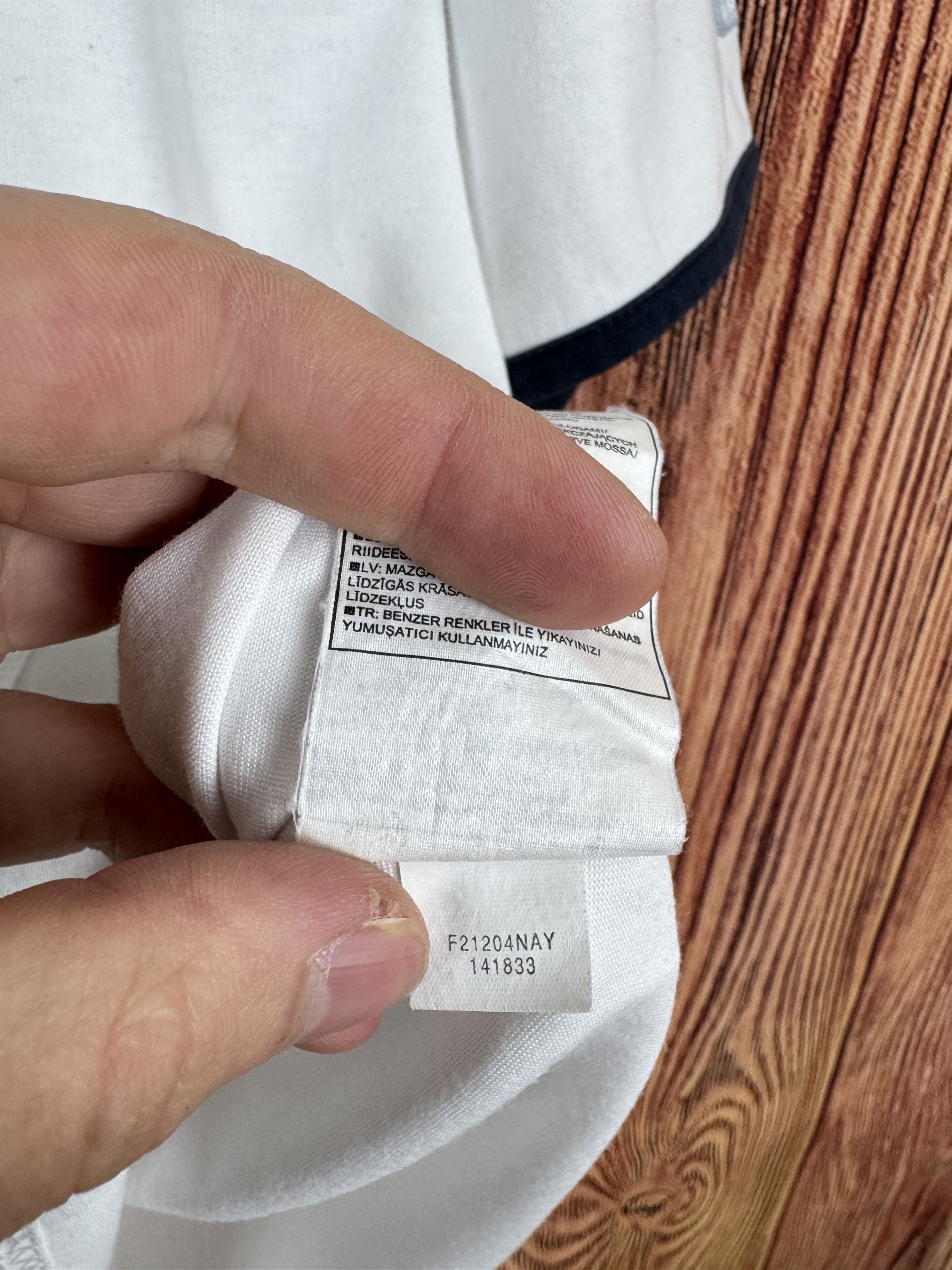 Nike Vintage NIKE Tennis Court White Polo Dri-Fit T Shirt Size US M / EU 48-50 / 2 - 9 Thumbnail