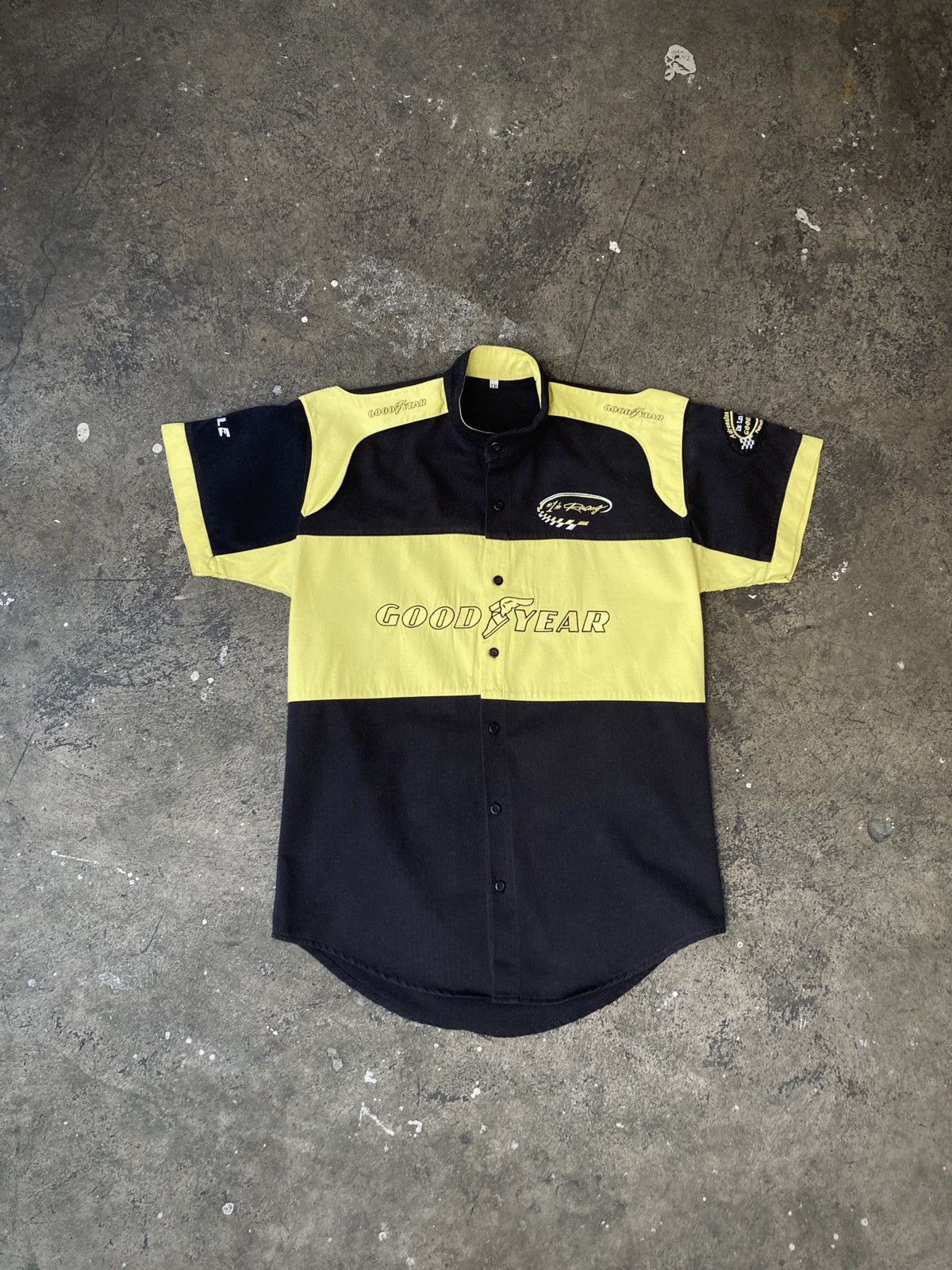 Formula 1 × NASCAR × Vintage Vintage 90s Goodyear Racing Shirt Size US M / EU 48-50 / 2 - 1 Thumbnail
