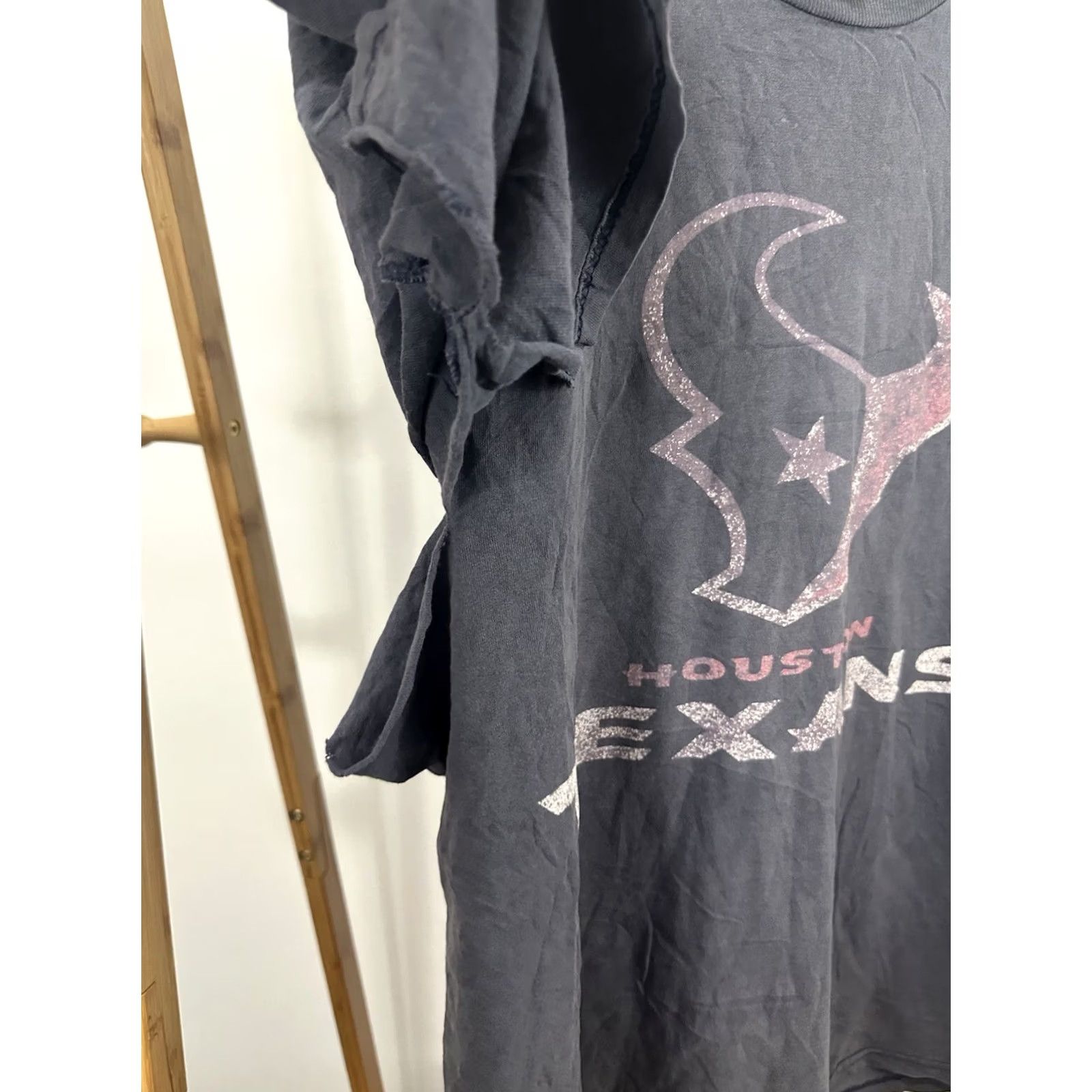 Logo Athletic VINTAGE Houston Texans NFL Football Faded Thrashed Worn T-Shirt L Nike? Size US L / EU 52-54 / 3 - 6 Thumbnail