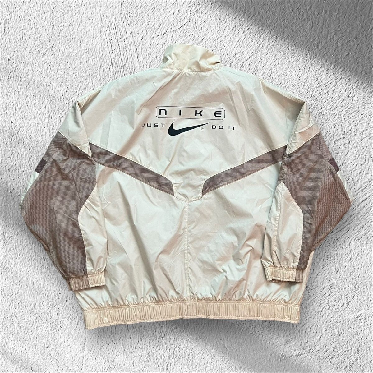 Nike Nike Sportswear Retro Oversized Windbreaker Brown/Tan Size XL / US 12-14 / IT 48-50 - 2 Thumbnail