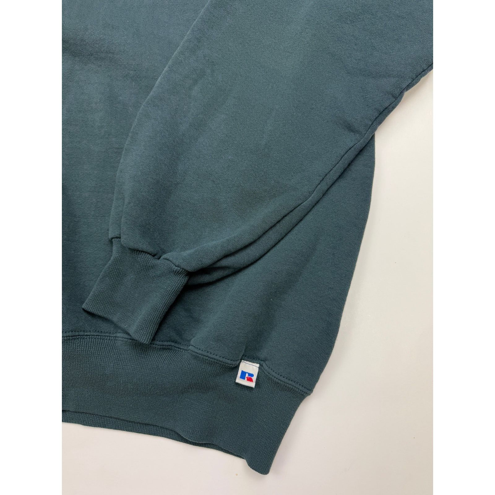Vintage Vintage 90s Russell Athletic Boxy Fit Blank Sweatshirt XL Size US XL / EU 56 / 4 - 5 Thumbnail