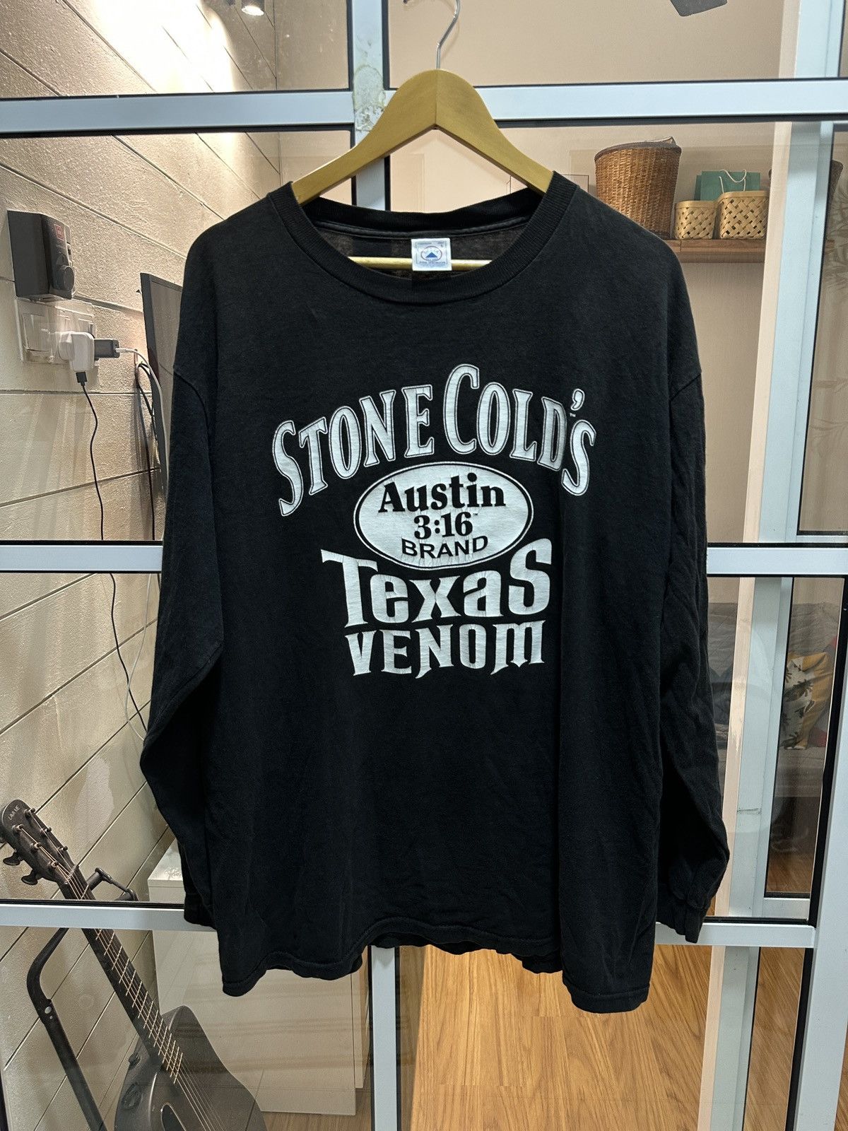 WWF Vintage Stone Cold Texas Venom L/S Shirt (Y2K 2001) Size US L / EU 52-54 / 3 - 1 Thumbnail