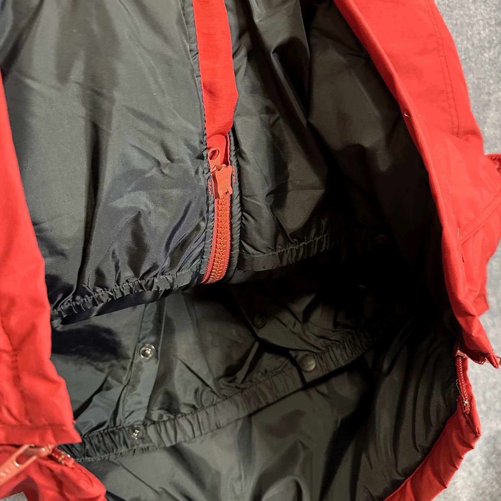 Vintage VINTAGE L.L. Bean Maine Wardens Parka Jacket Mens M Red Gore-Tex Thinsulate Regular Long Description: see notes Size US M / EU 48-50 / 2 - 4 Thumbnail