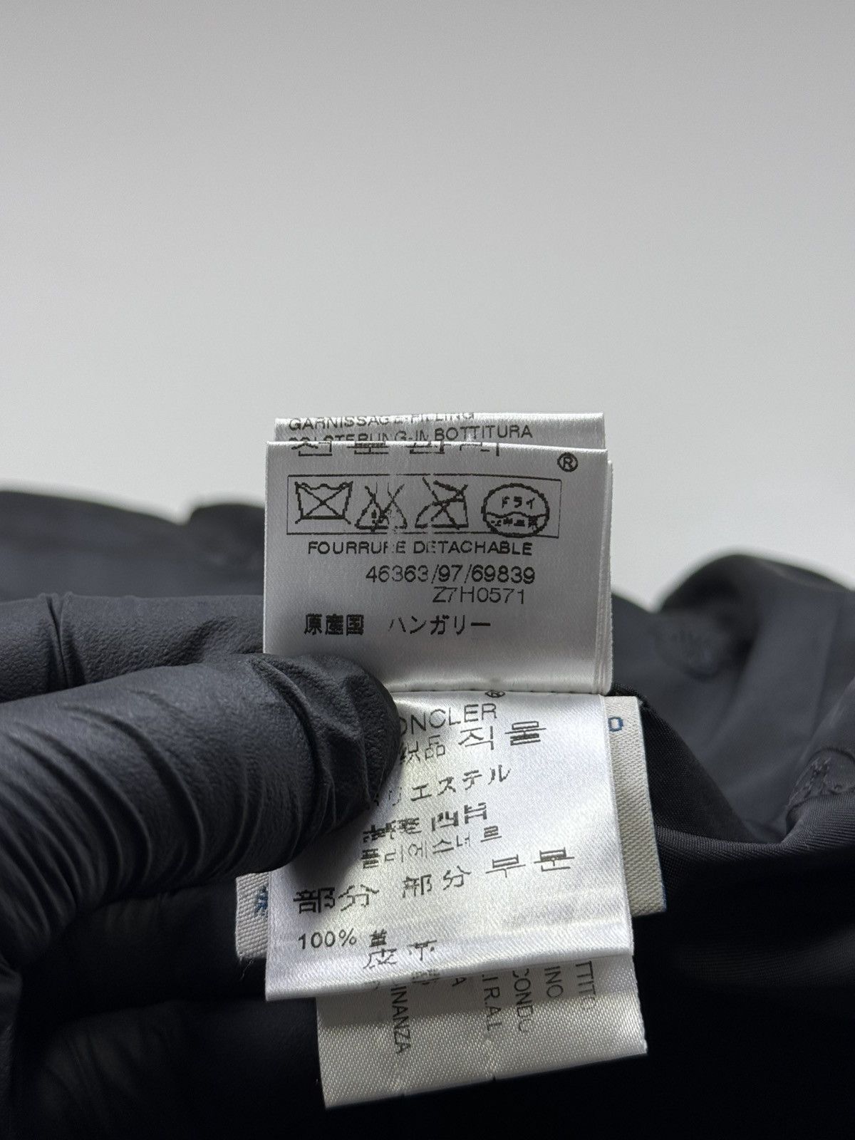 Moncler Moncler Women’s Vintage Long Down Puffer Jacket Size 2 Size S / US 4 / IT 40 - 21 Thumbnail