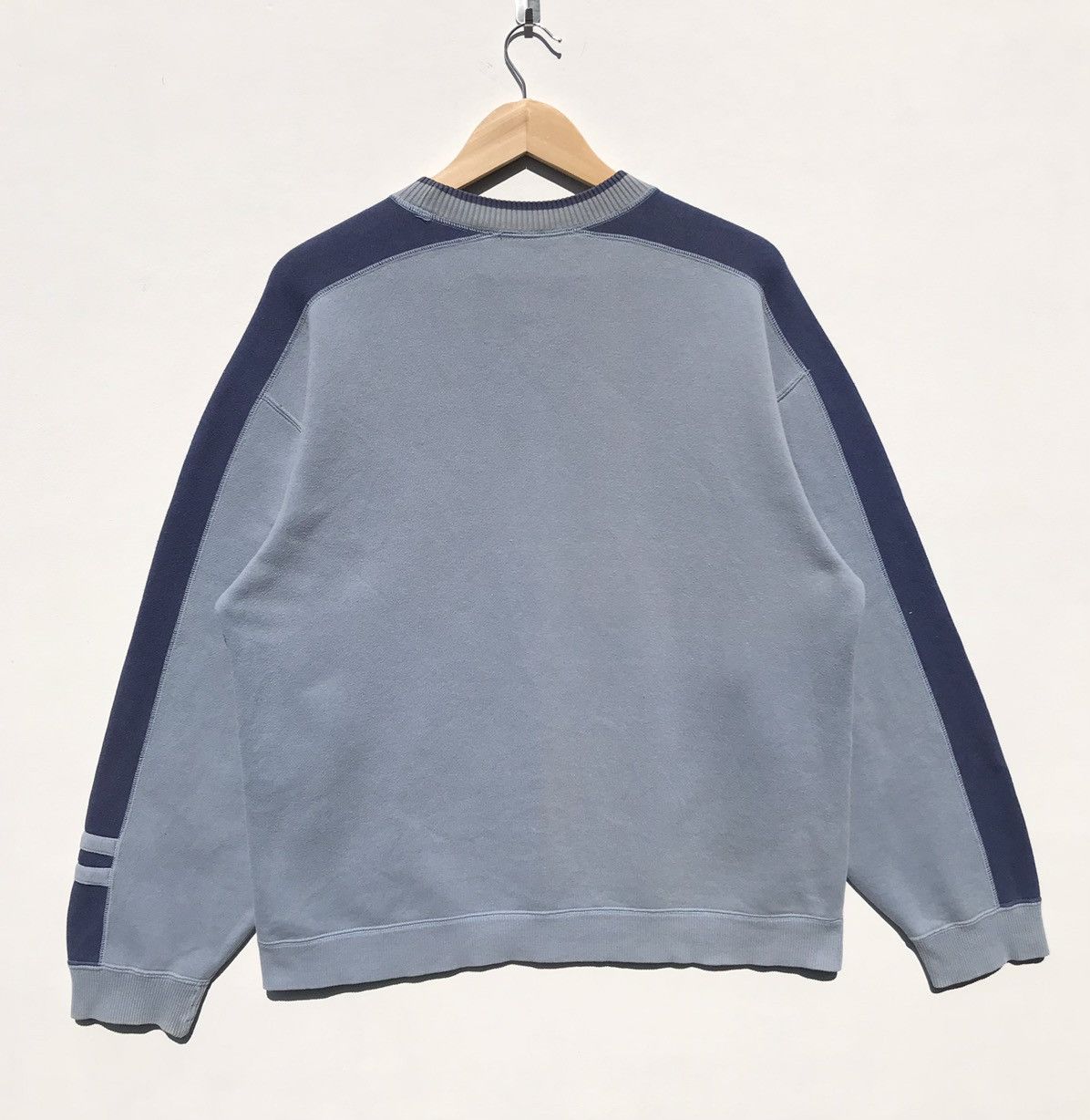 Quiksilver Vintage Quiksilver Sweatshirt Small Logo Quiksilver Surf Size US S / EU 44-46 / 1 - 2 Thumbnail