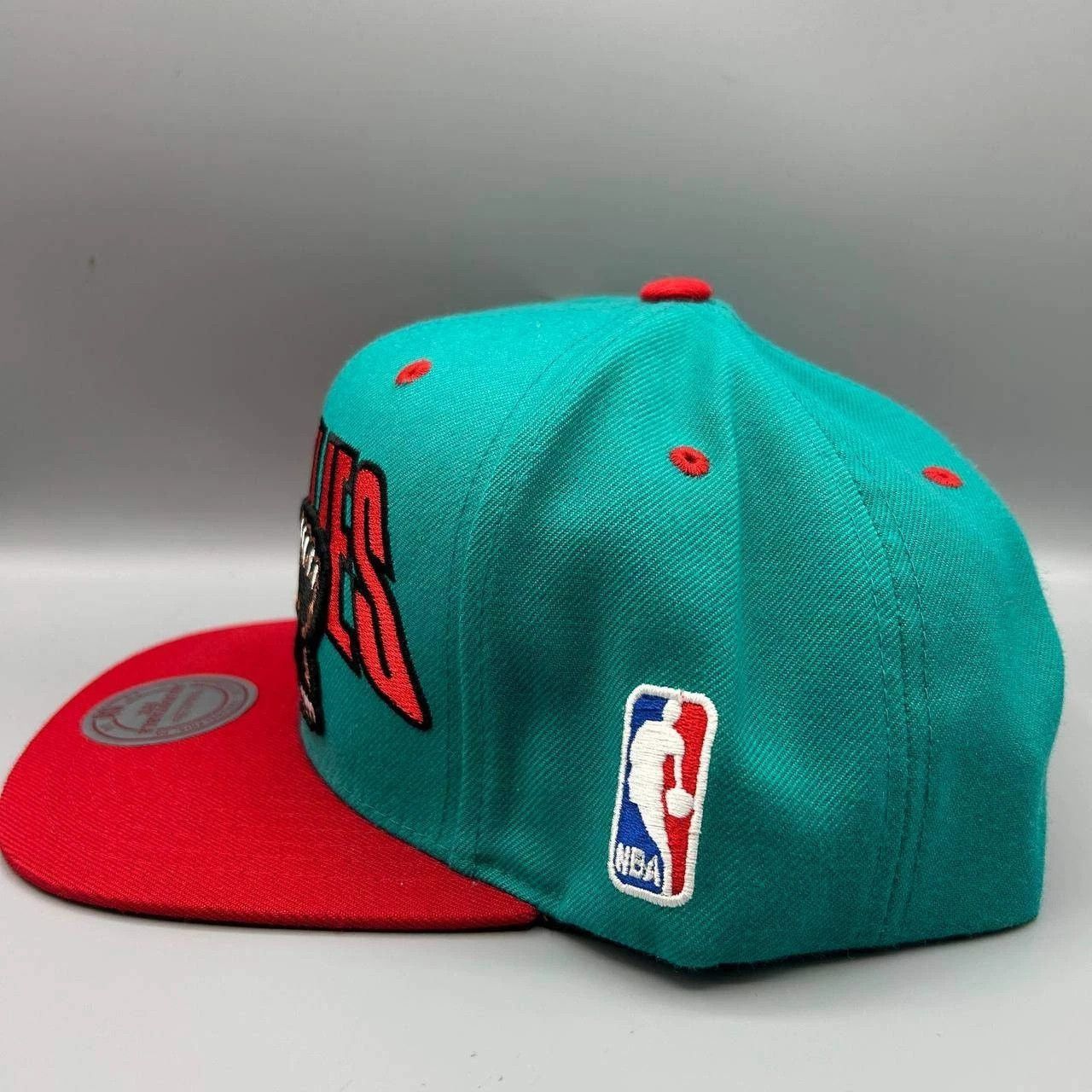 Mitchell & Ness Vancouver Grizzlies Hat Men Snap Back Hardwood Classics Wool Size ONE SIZE - 3 Thumbnail