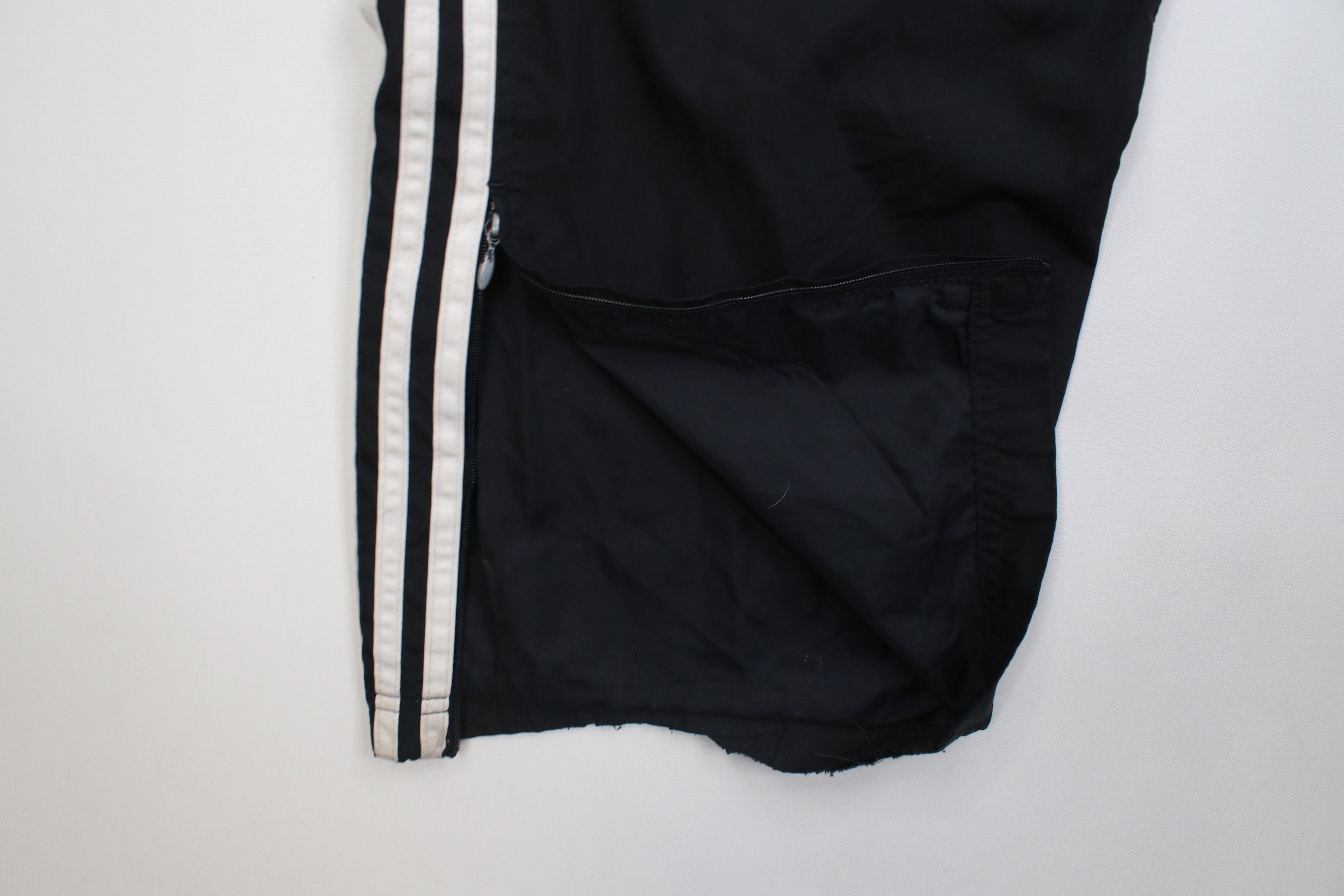 Adidas Vintage Y2K 2005 Adidas Wide Leg Windbreaker Pants Black Size US 36 / EU 52 - 6 Thumbnail