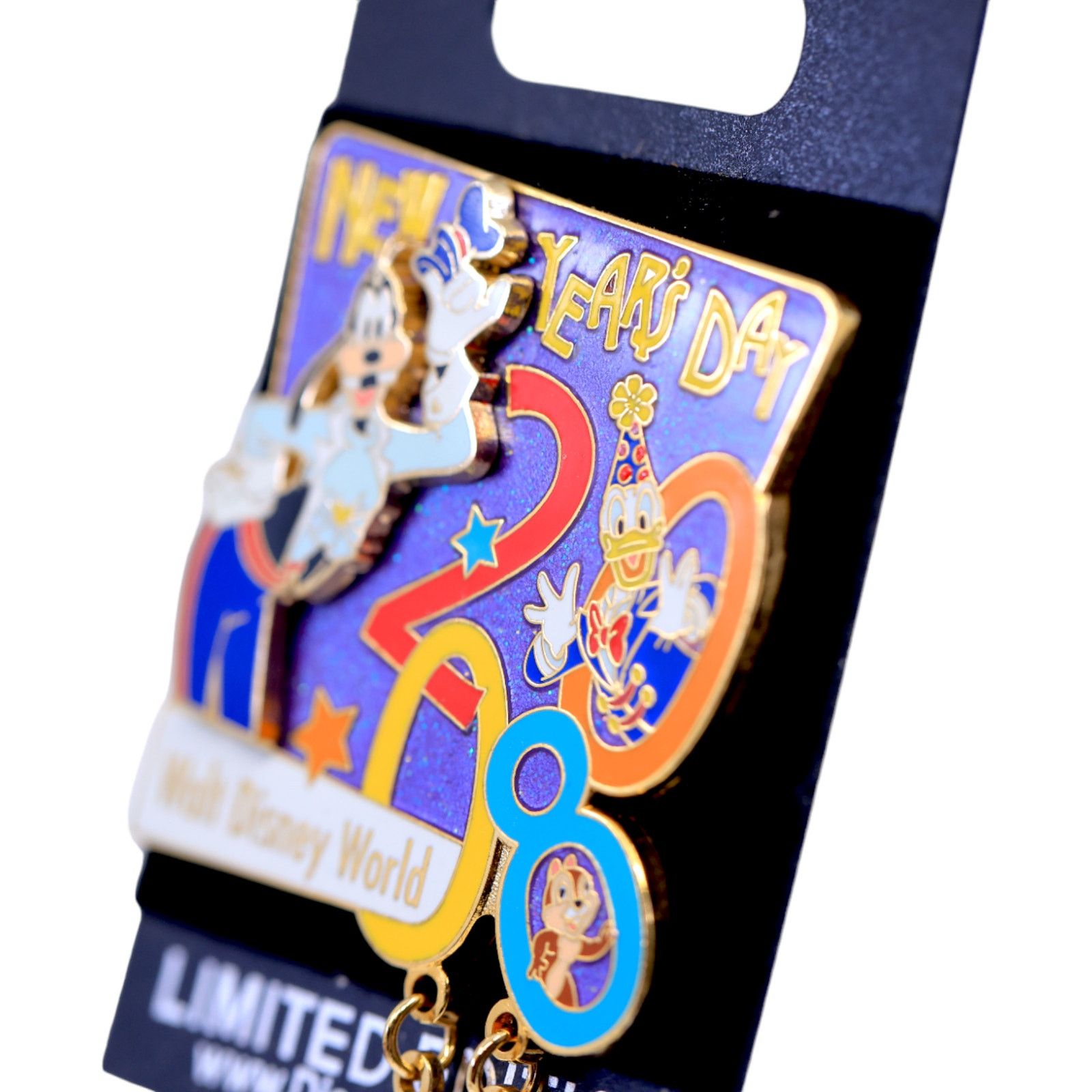 Disney Disney New Years Day 2008 Goofy, Donald, Chip & Dale Pin Size ONE SIZE - 5 Thumbnail