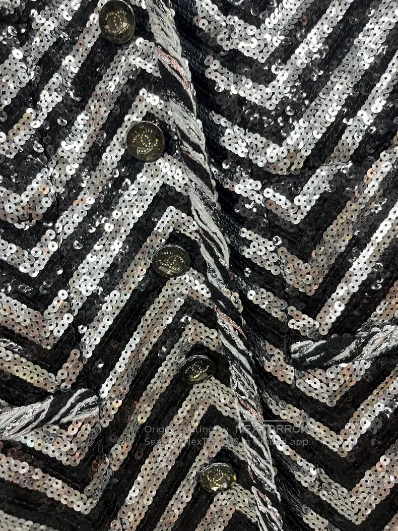Chanel Chanel Black and white sequin silhouette jacket Size S / US 4 / IT 40 - 2 Thumbnail