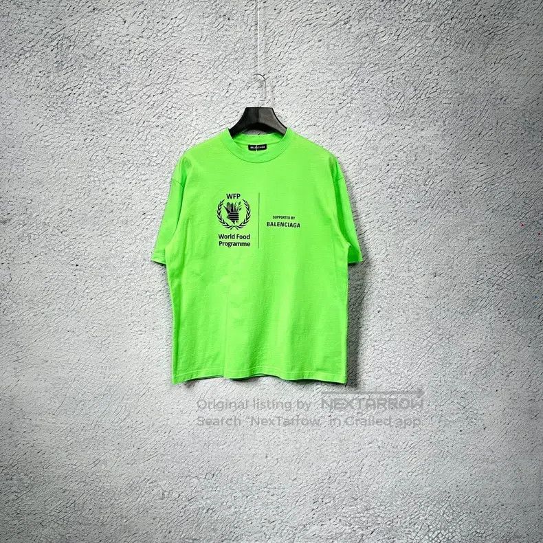 Balenciaga Balenciaga Neon green WFP wheat ear print food aid short s Size US M / EU 48-50 / 2 - 1 Thumbnail