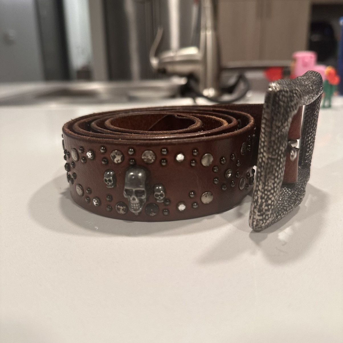 Other Vintage Brown Skull Studded Leather Belt (Size 36) Size 36 - 1 Thumbnail