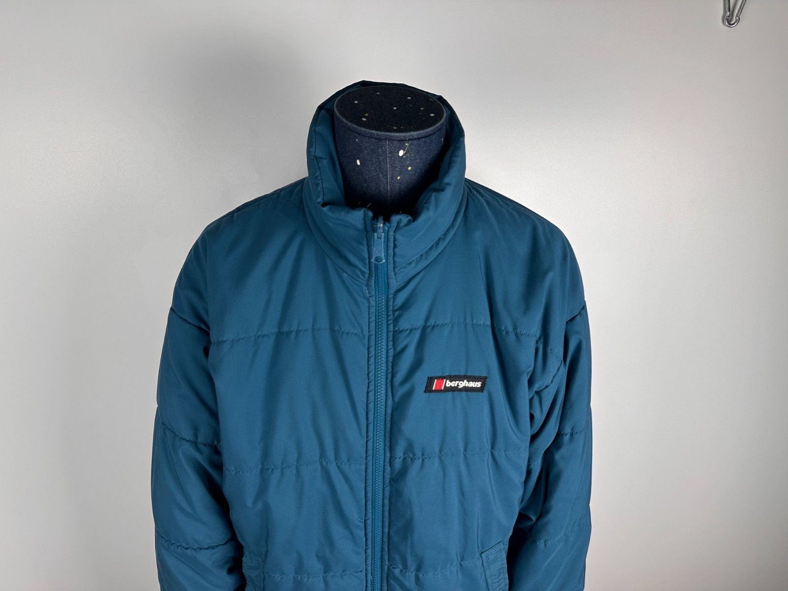 Berghaus Berghaus Vintage Insulated Warm Jacket Blue Mens Size L Size US L / EU 52-54 / 3 - 2 Thumbnail