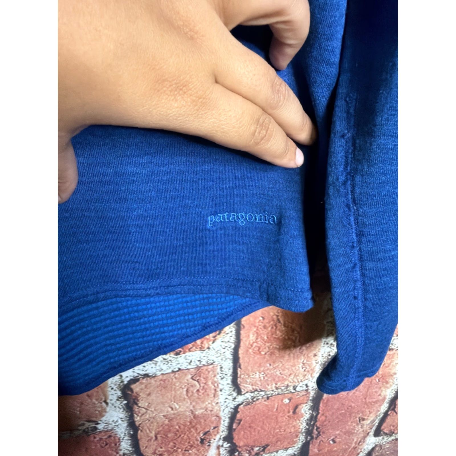 Patagonia VINTAGE Patagonia Capilene Shirt Mens M Blue Long Sleeve Base Layer Made USA Vintage Size US M / EU 48-50 / 2 - 3 Thumbnail
