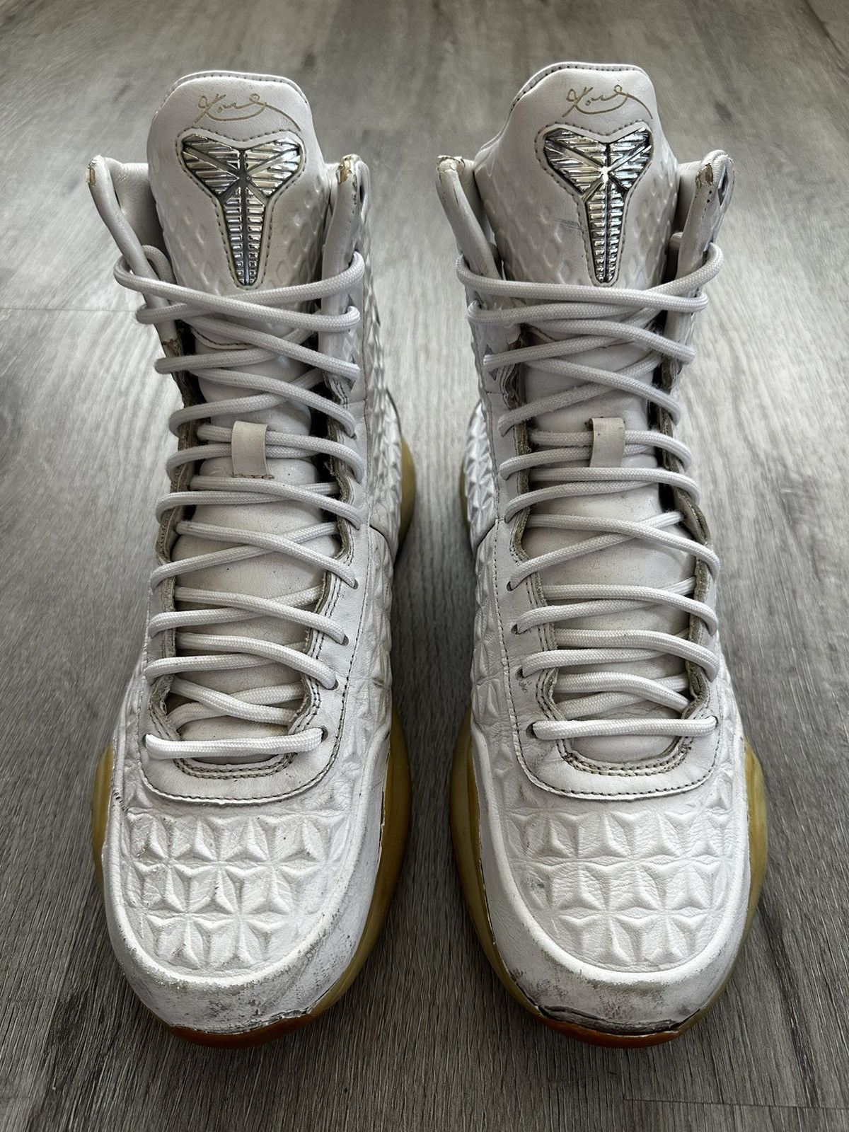 NBA × Nike 2015 Kobe 10 High EXT ‘White Gum’ Size US 9 / EU 42 - 5 Thumbnail