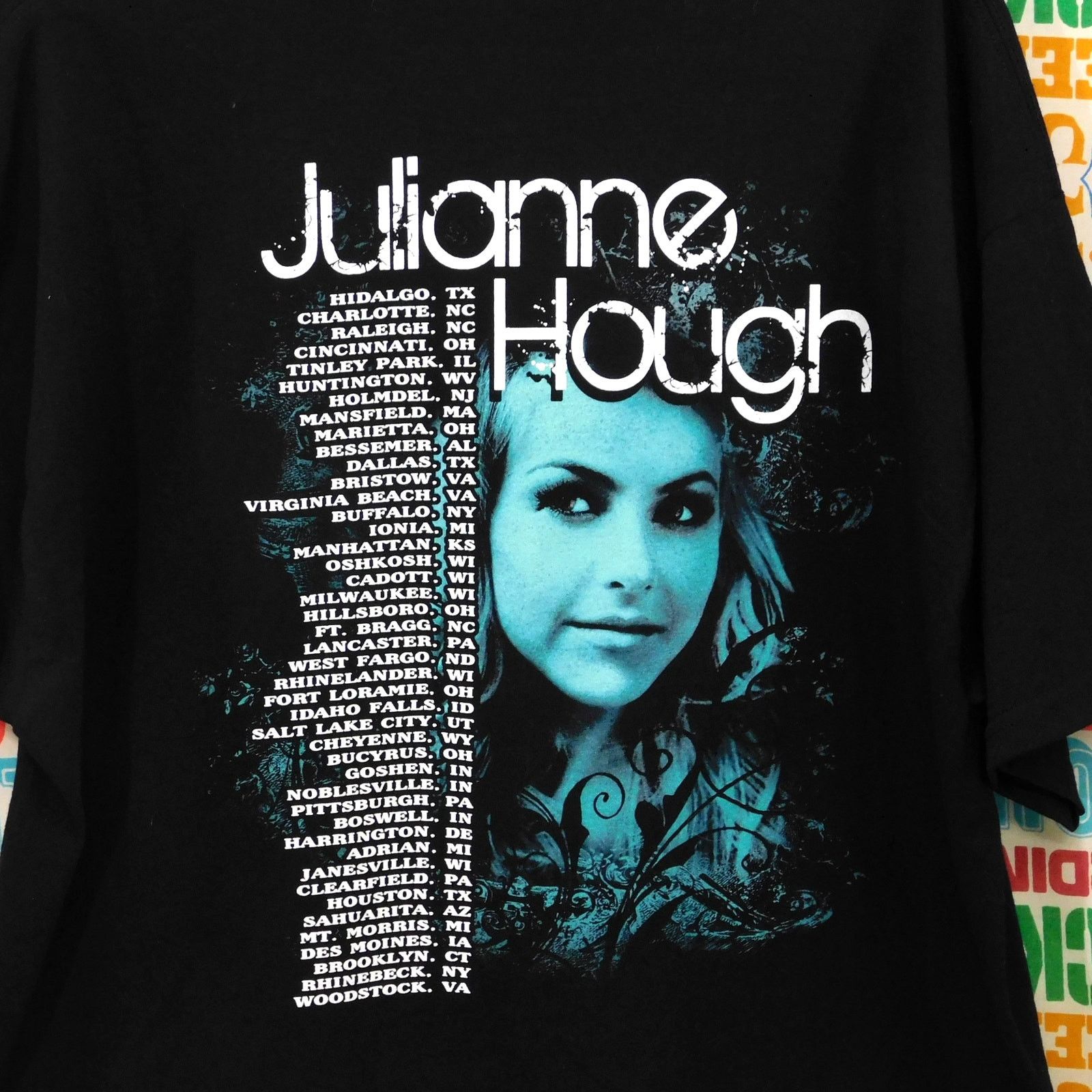 Gildan Julianne Hough Tour Tee Size XL 2008 Double Sided Graphic Size US XL / EU 56 / 4 - 5 Thumbnail