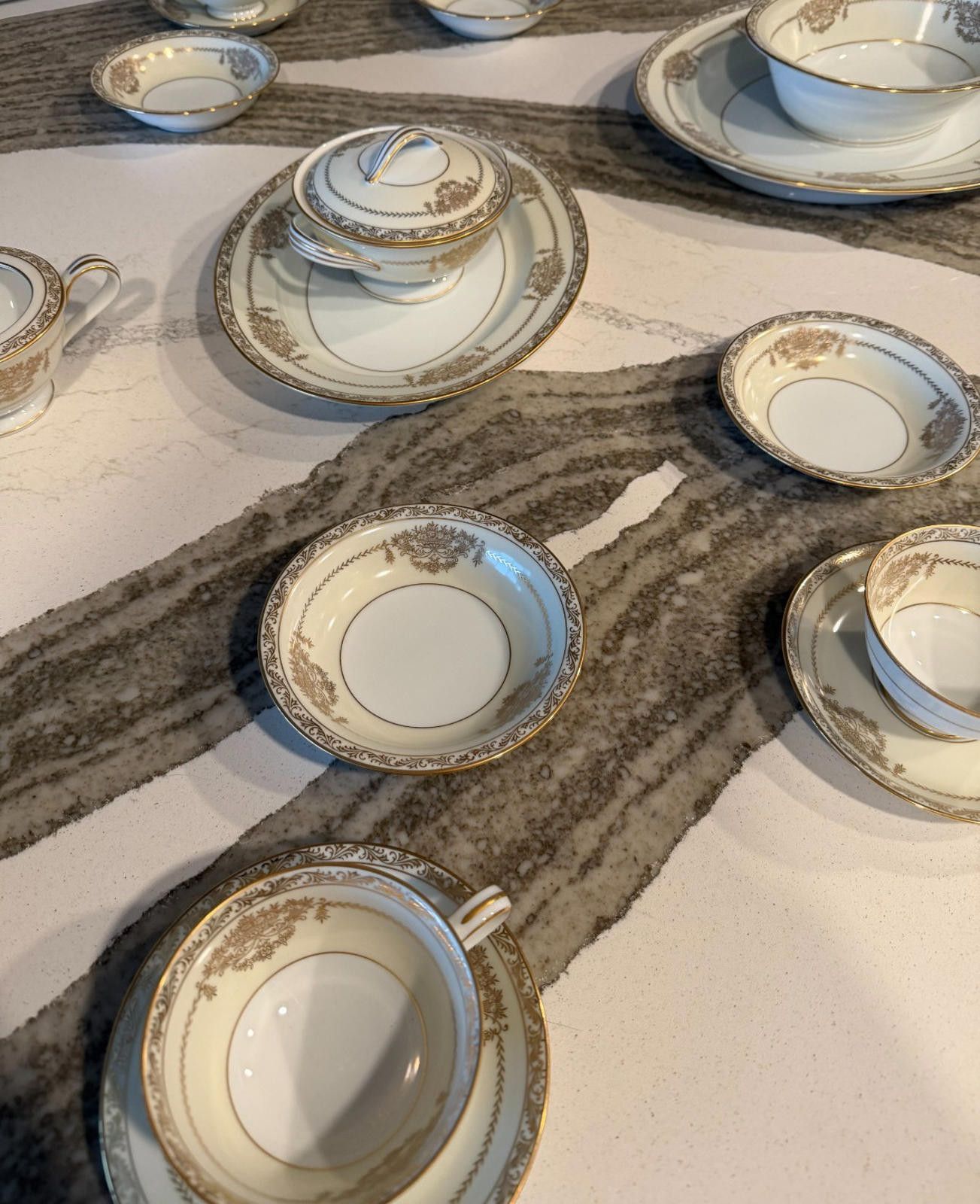Other Vintage Noritake Bancroft 5481 38-Piece China Set Gold Trim Size ONE SIZE - 7 Thumbnail