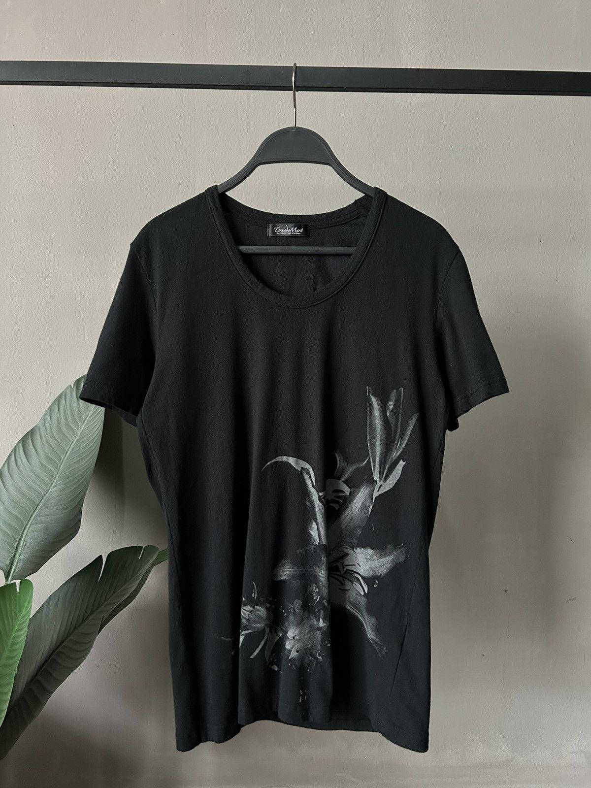 Tornado Mart Tornado Mart Art Flower Tshirt Size L / US 10 / IT 46 - 1 Thumbnail
