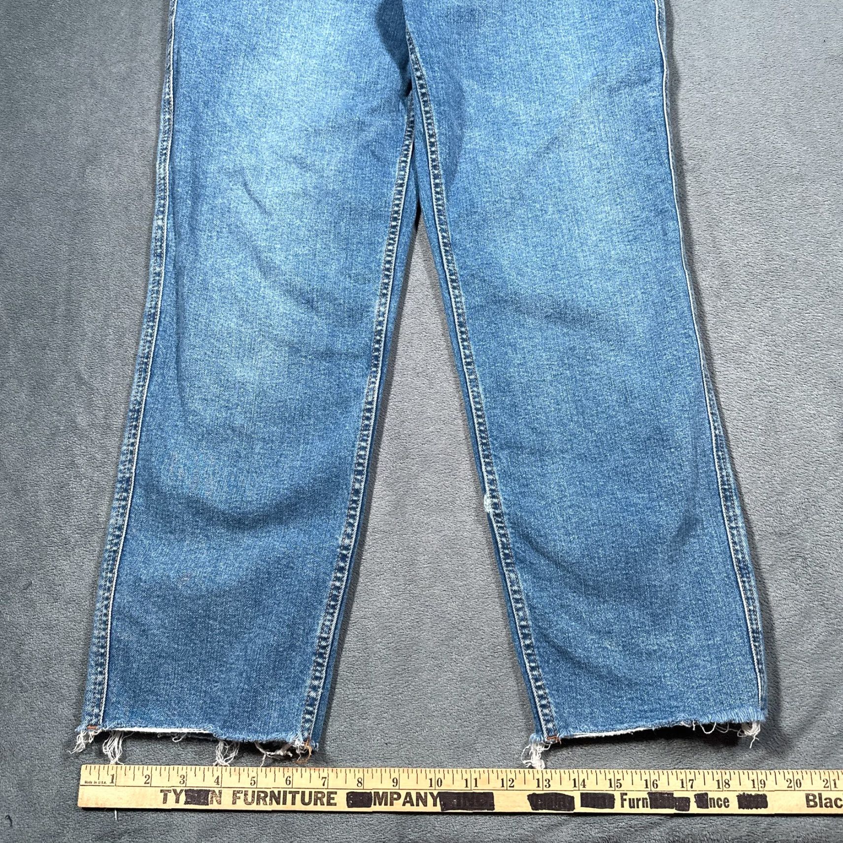 Vintage VINTAGE We The Free Jeans Womens 30 Blue CRVY High Rise Vintage Straight Raw Hem Denim Size 30" / US 8 / IT 44 - 3 Thumbnail