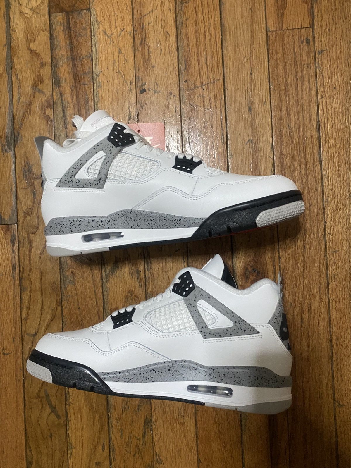 Jordan Brand Air jordan Retro 4s "White cement" Size US 9.5 / EU 42-43 - 5 Thumbnail