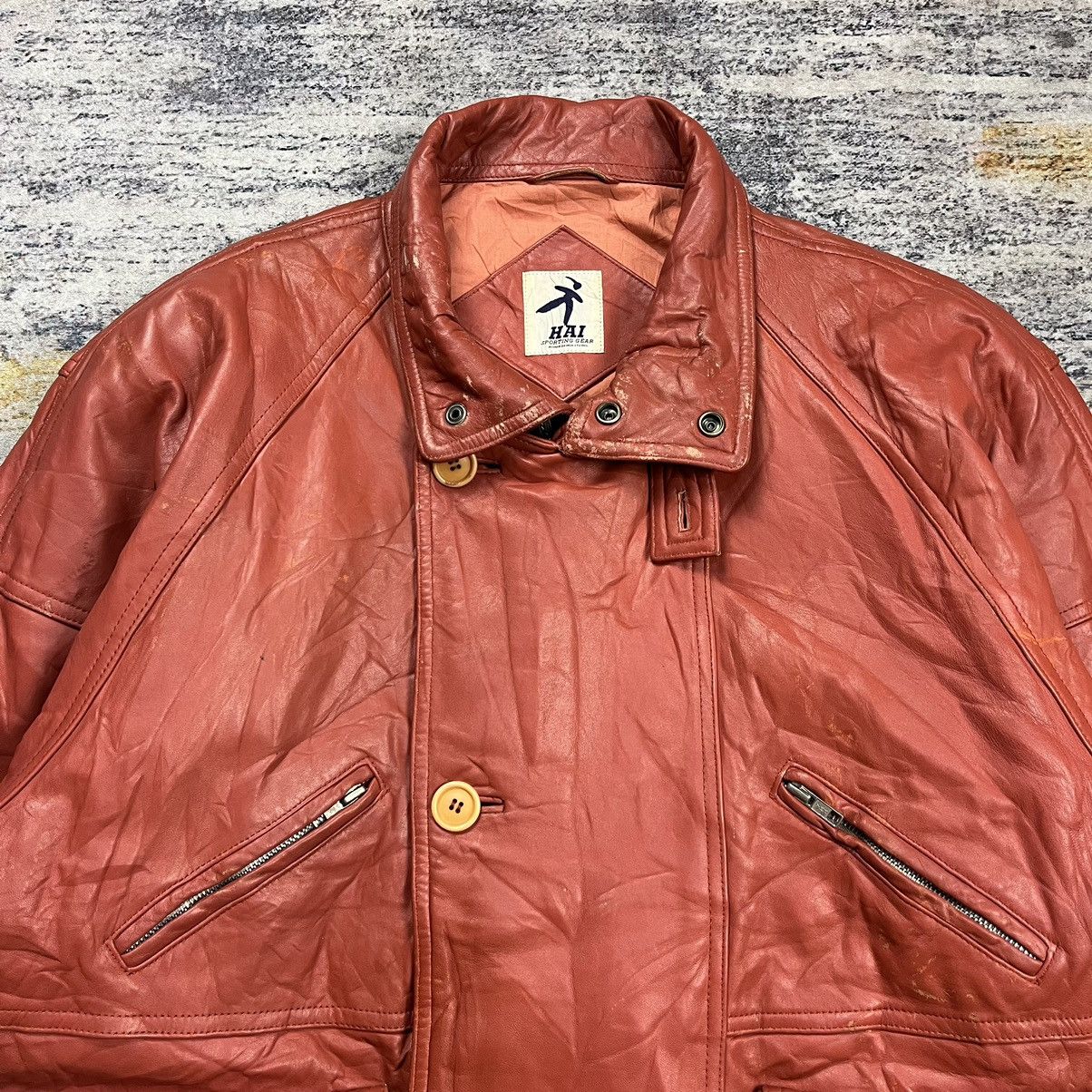 Hai Sporting Gear Vintage 90s Hai sporting gear multi pocket leather jacket Size US L / EU 52-54 / 3 - 4 Thumbnail