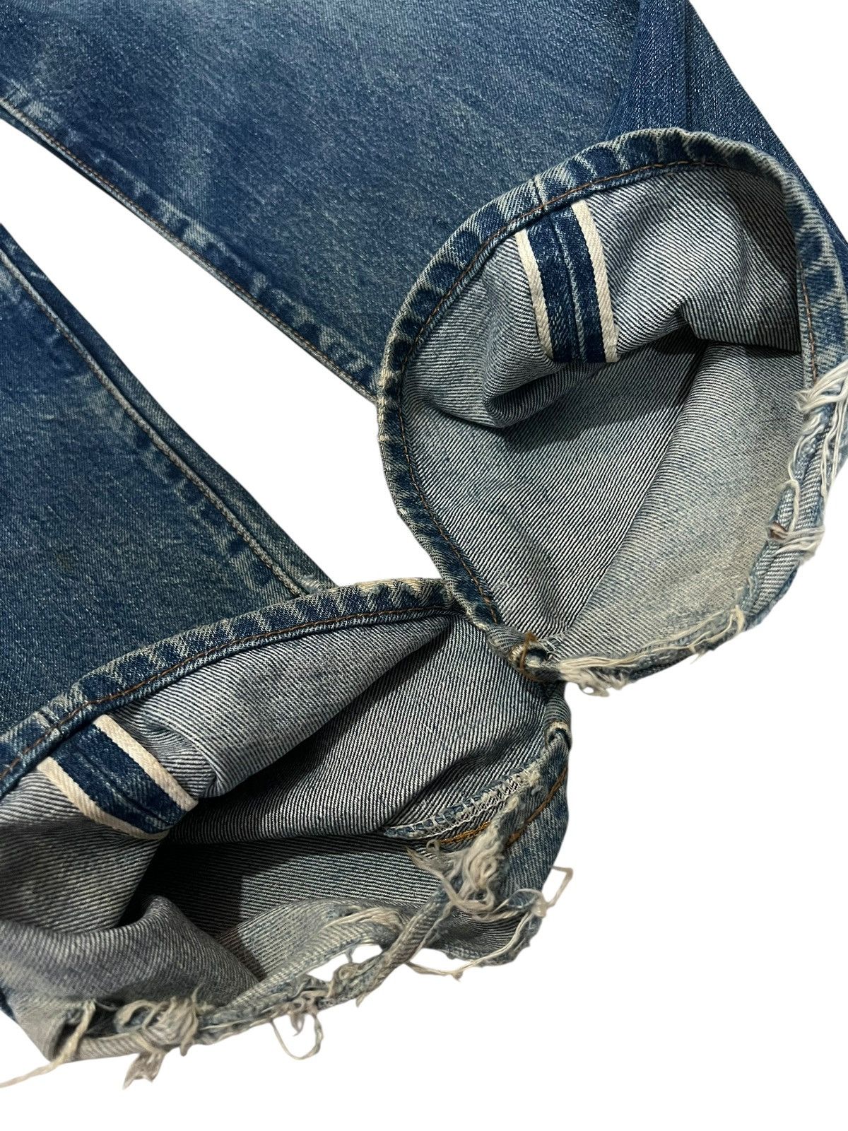 Levi's True Vintage Levis 501 Big E Selvedge Distressed Jean Size US 31 - 8 Thumbnail