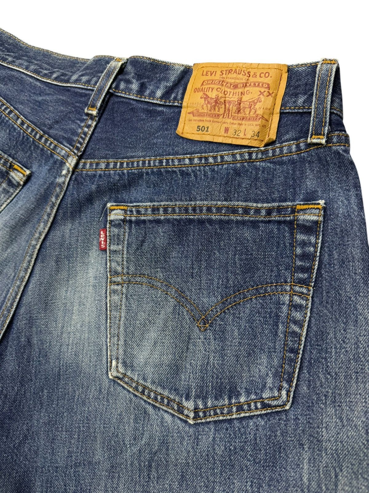 Levi's Vintage 90s Levi’s 501 Made in USA Distressed Denim Jeans 31 Size US 31 - 8 Thumbnail
