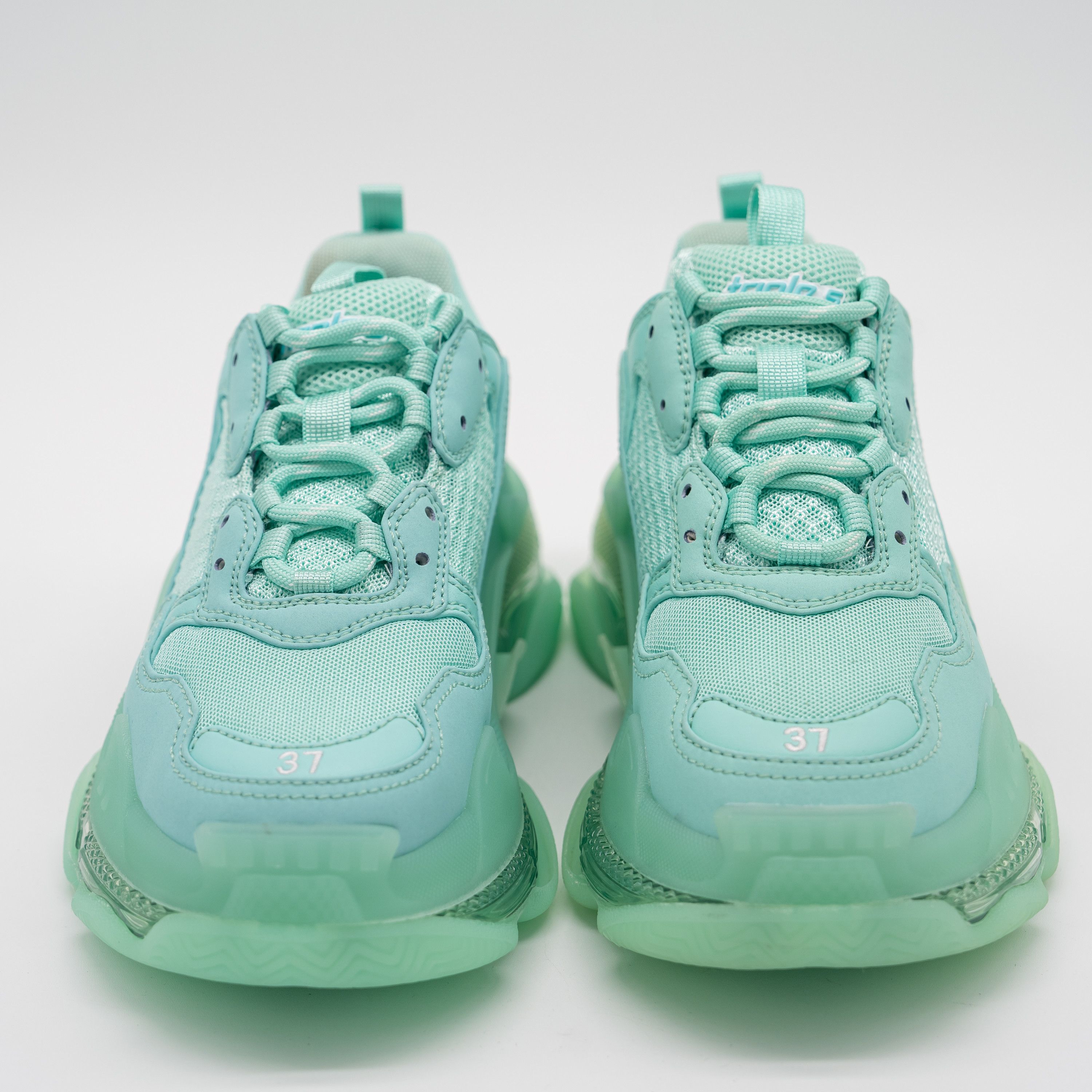 Balenciaga 37 EU / 7 US Balenciaga Triple S Sneakers Mint Green Size US 7 / IT 37 - 2 Thumbnail