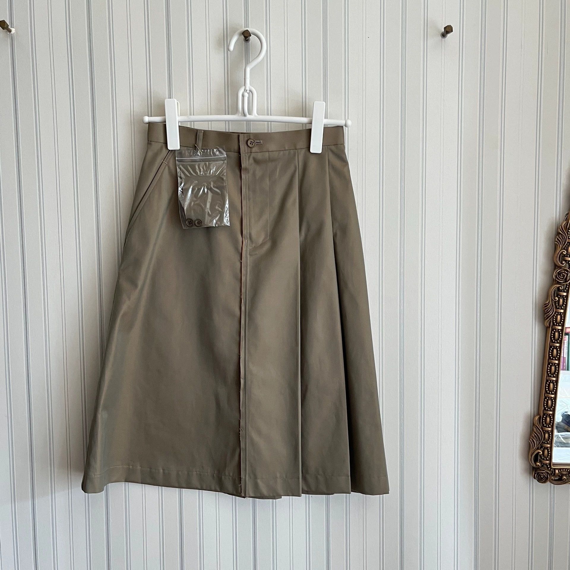 Comme des Garcons Comme des Garcons Iridescent Asymmetric Skirt Size US 34 / EU 50 - 1 Thumbnail