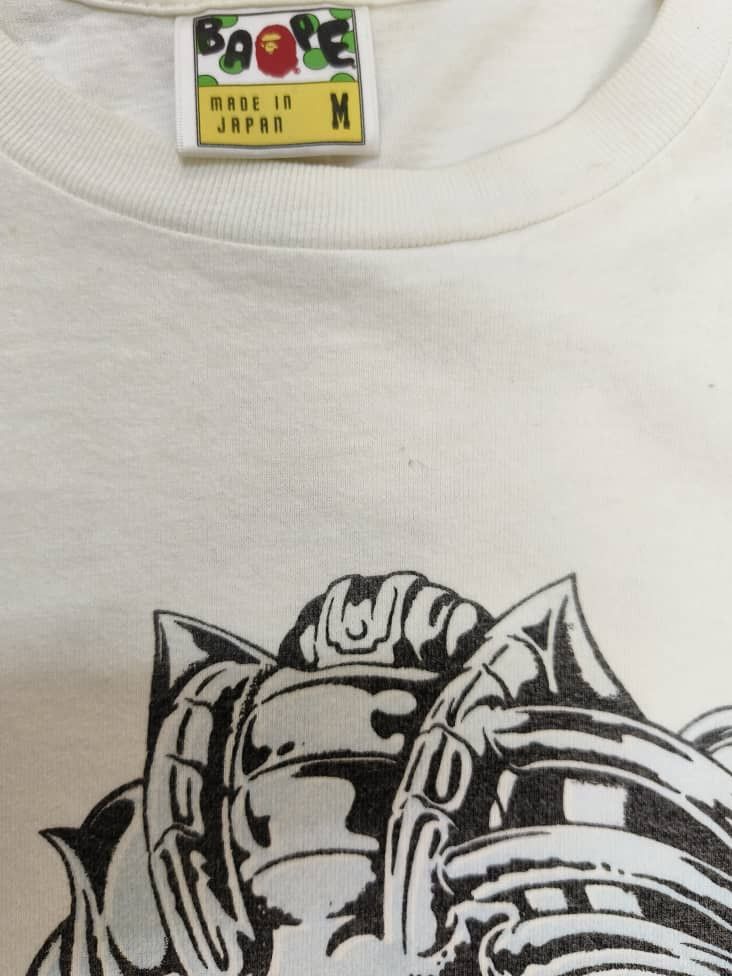 Bape Vintage Bathing Ape Shirt Short Sleeve White Size US M / EU 48-50 / 2 - 8 Thumbnail