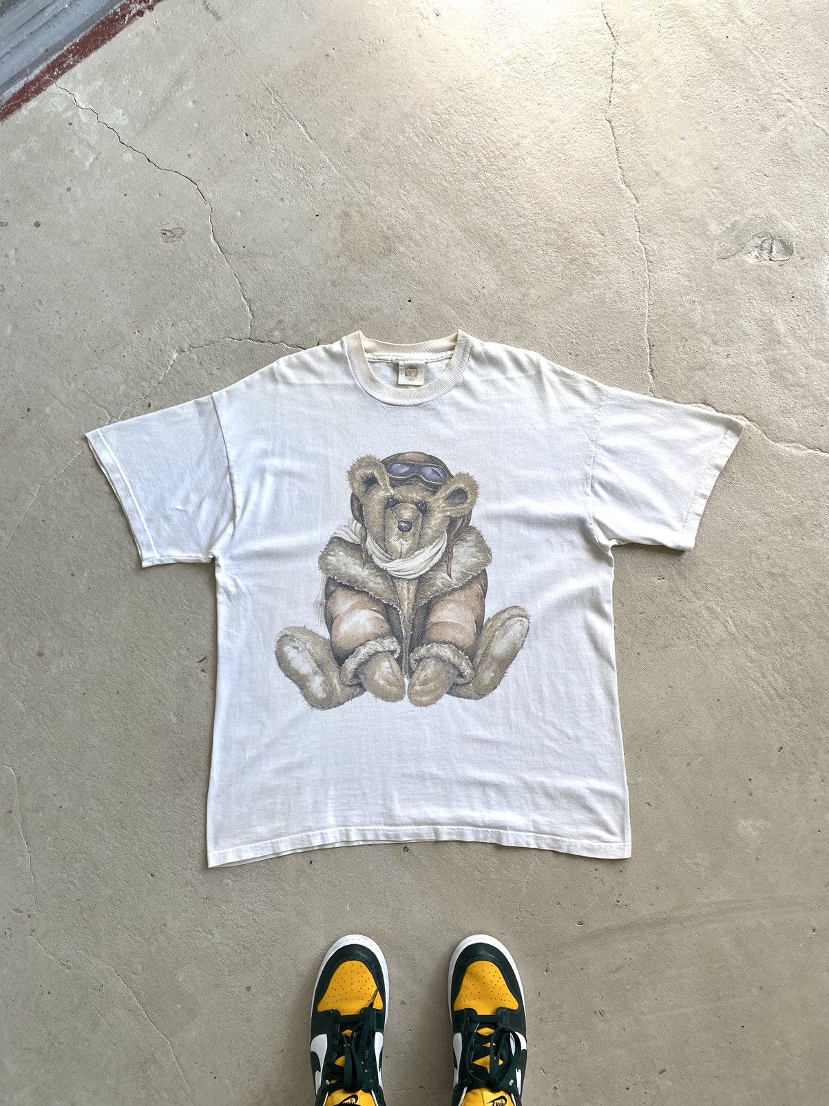 Band Tees RARE 80’s The English Teddy Bear Company T Shirt hype Size US XL / EU 56 / 4 - 1 Thumbnail