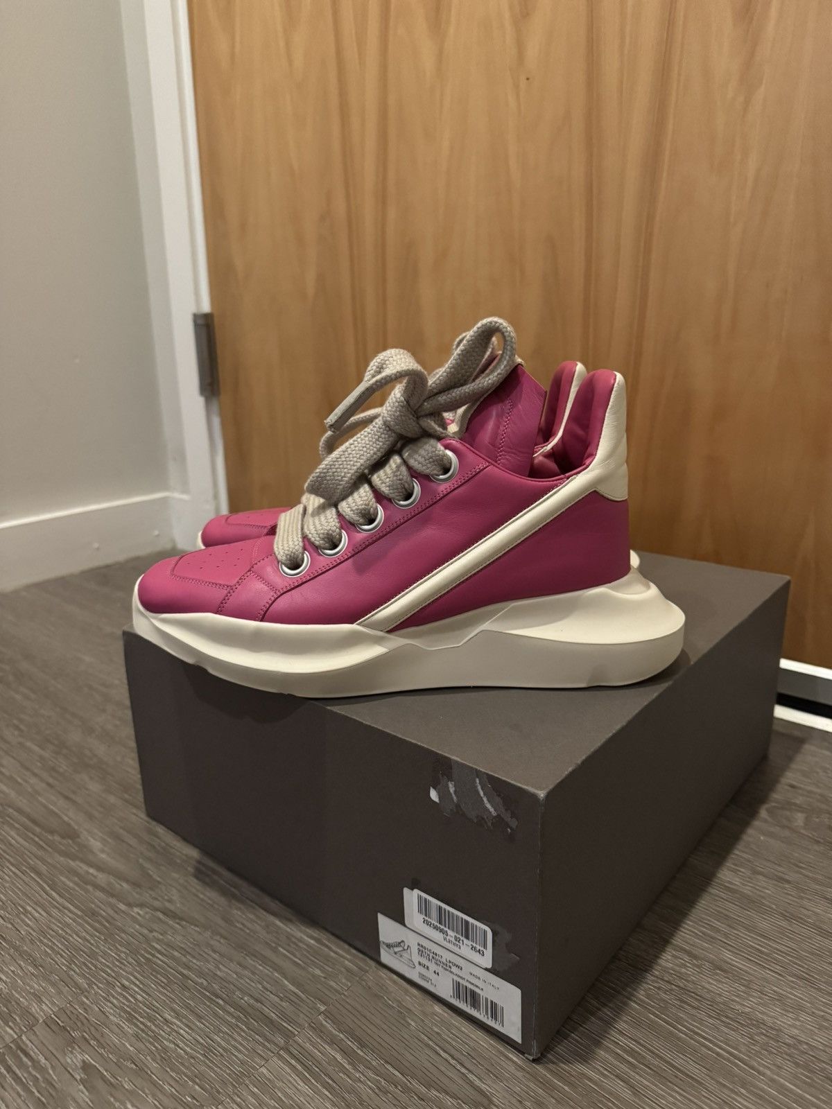 Rick Owens Rick Owens Hot Pink Jumbo Lace Geth Runner Sneakers Size 44 Size US 11 / EU 44 - 2 Thumbnail