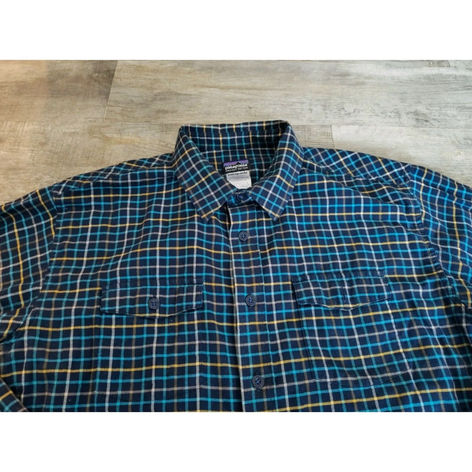 Patagonia Patagonia Men's L Blue Plaid Organic Cotton Button-Up Shirt Long Sleeve Collared Spread | 53856 Size US L / EU 52-54 / 3 - 5 Thumbnail