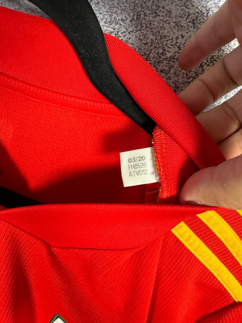 Adidas Wales national Team 2020 Adidas Soccer Jersey XL size Size US XL / EU 56 / 4 - 7 Thumbnail