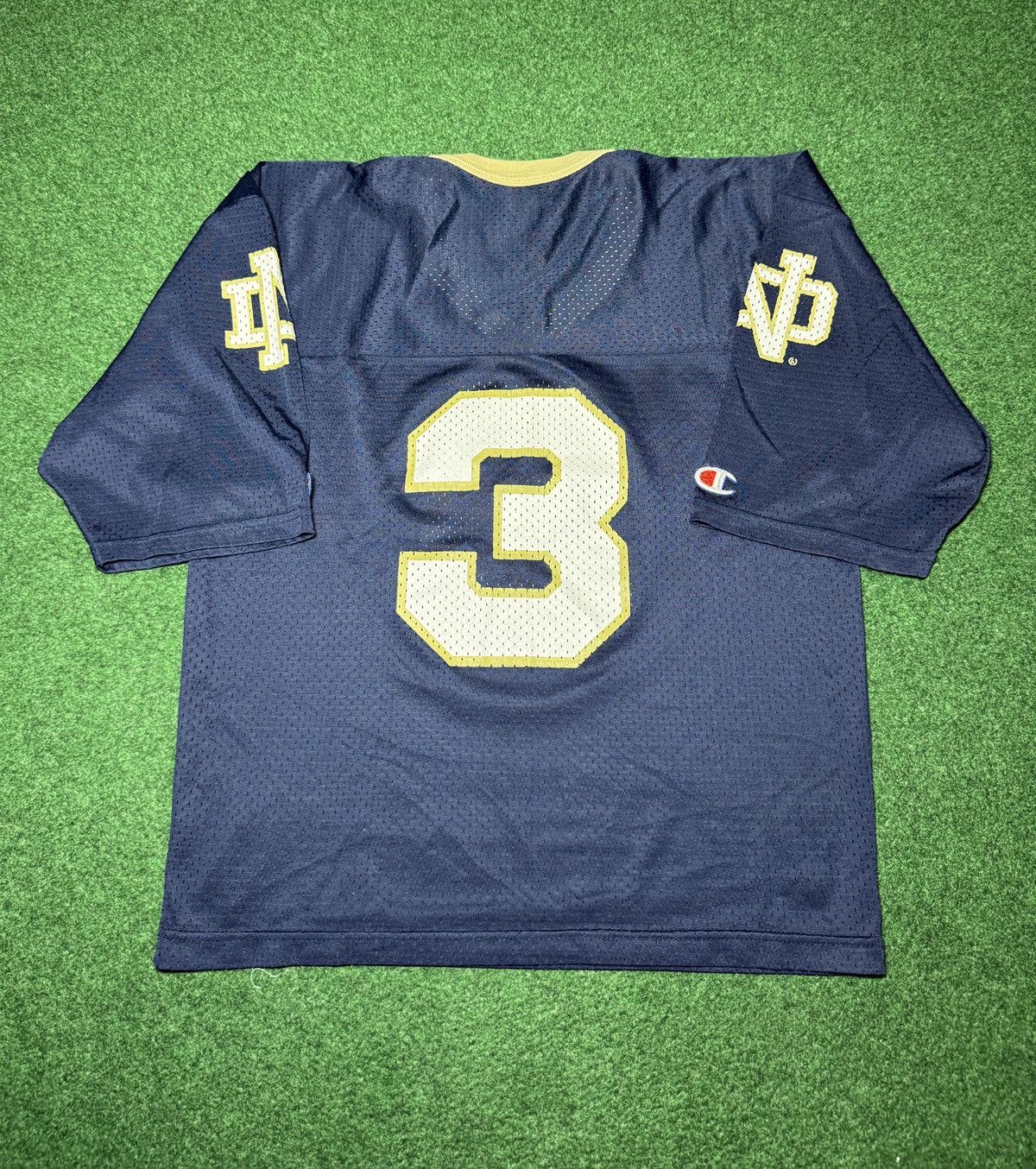 Champion Vtg 90s Notre Dame Irish Champion Cropped Football Jersey Size S / US 4 / IT 40 - 3 Thumbnail