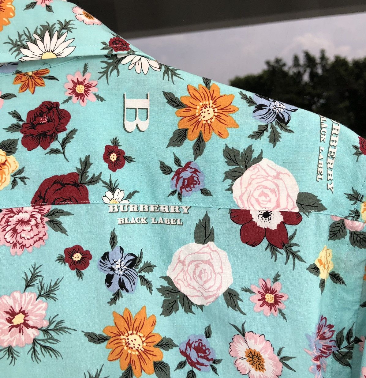Burberry Burberry Black Label Flower Printed Short Sleeve Shirt Size US M / EU 48-50 / 2 - 8 Thumbnail