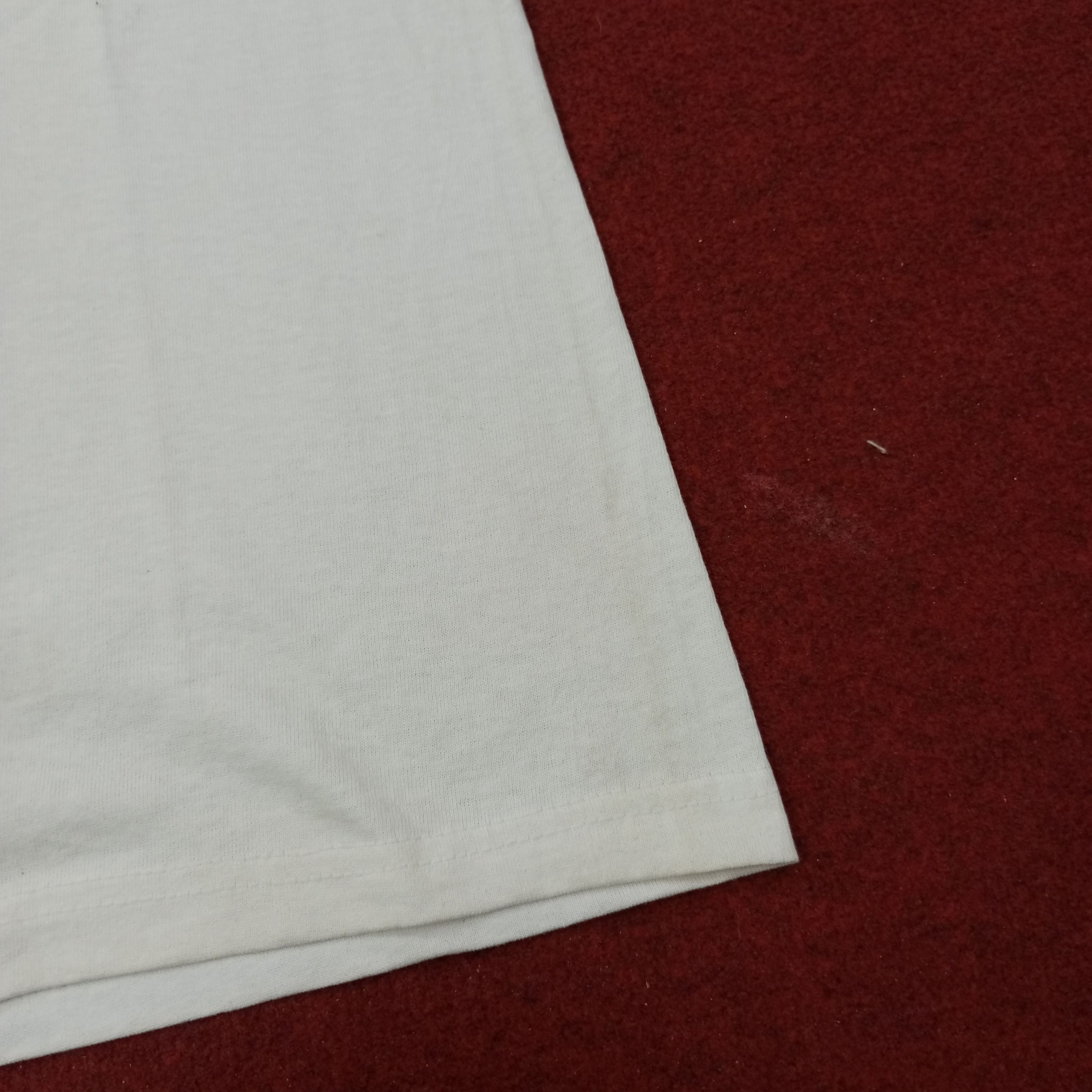 Vintage Visa Card Marriot Rewards Vintage Tshirt c239n10 Size US XL / EU 56 / 4 - 8 Thumbnail
