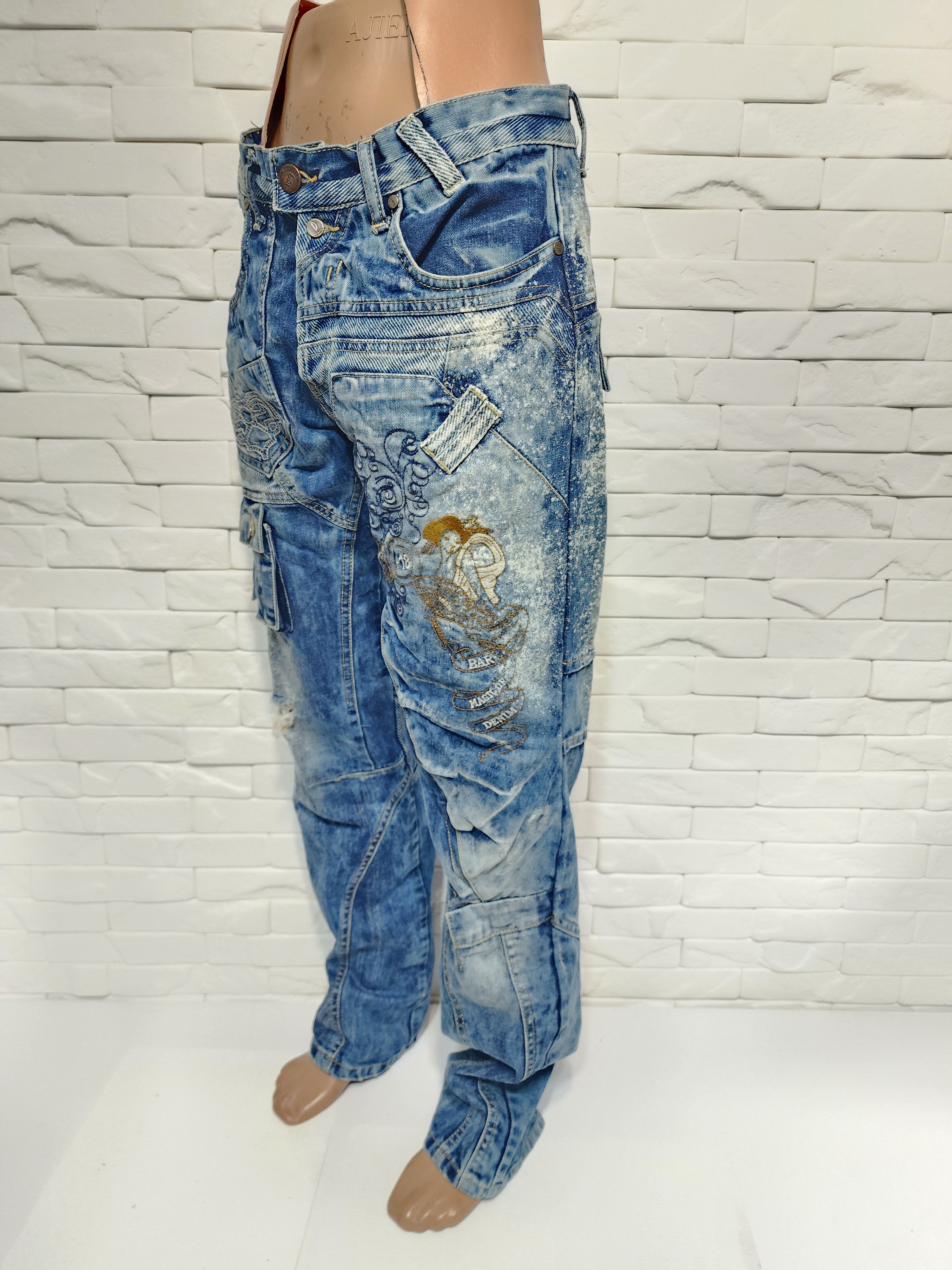Uniqlo Blue Denim Jeans Mens: Avant-Garde Design Size US 34 / EU 50 - 1 Thumbnail