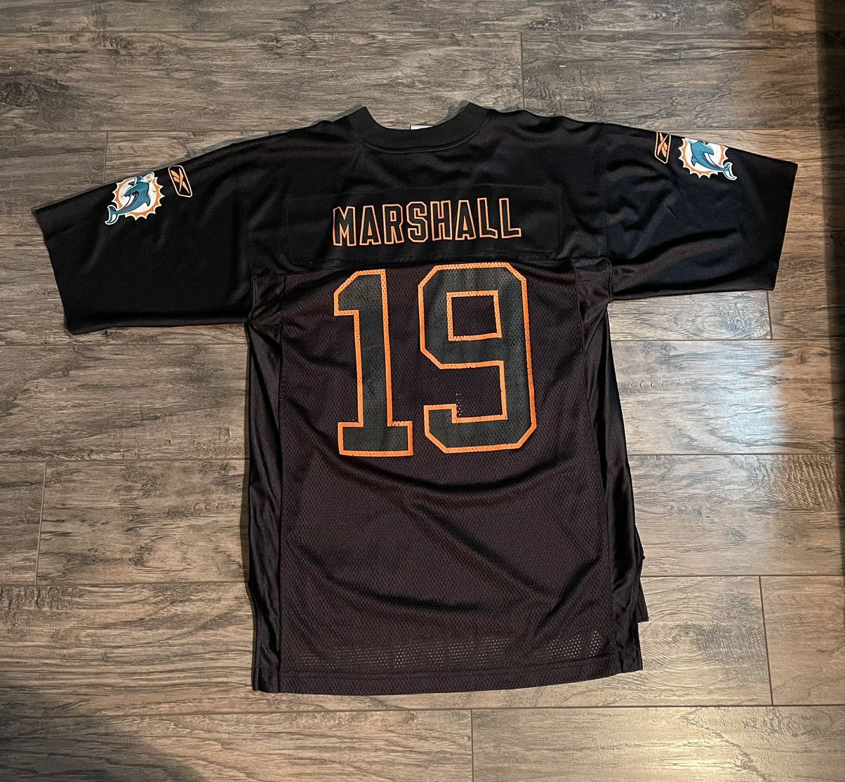 NFL Miami Dolphins black throwback Brandon Marshall Jersey Size US L / EU 52-54 / 3 - 4 Thumbnail