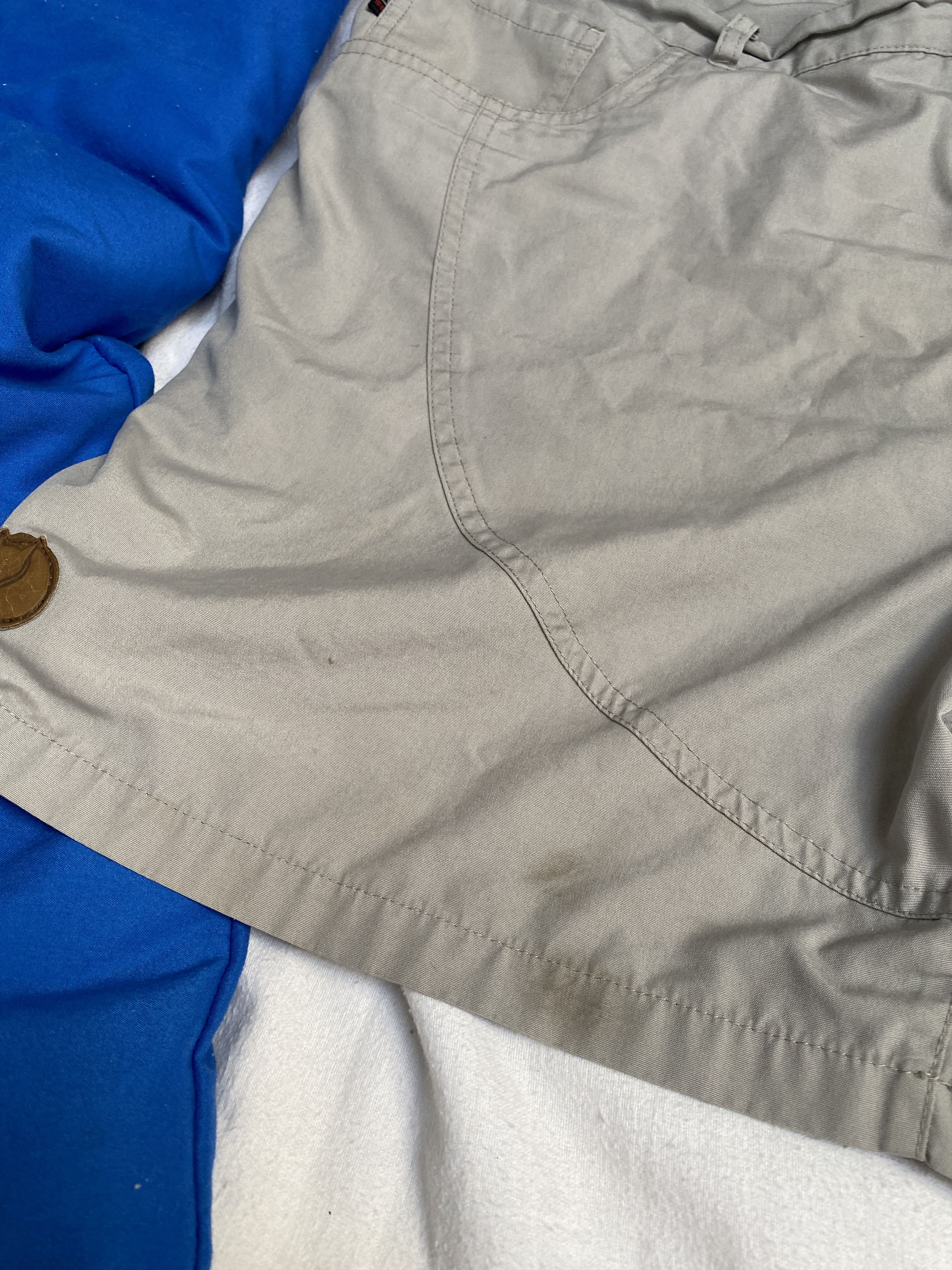 Fjallraven Fjallraven small logo vintage shorts casual outdoor Size US 40 / EU 56 - 7 Thumbnail
