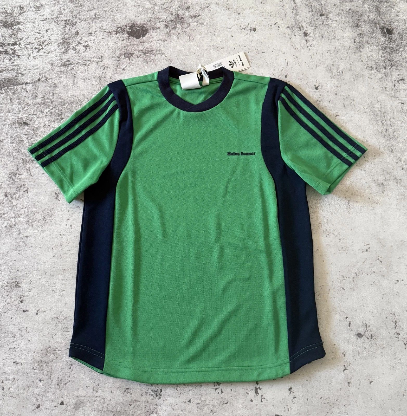 Adidas × Wales Bonner ADIDAS X WALES BONNER FOOTBALL TEE VIVID GREEN IT9782 SZ S Size US S / EU 44-46 / 1 - 3 Thumbnail