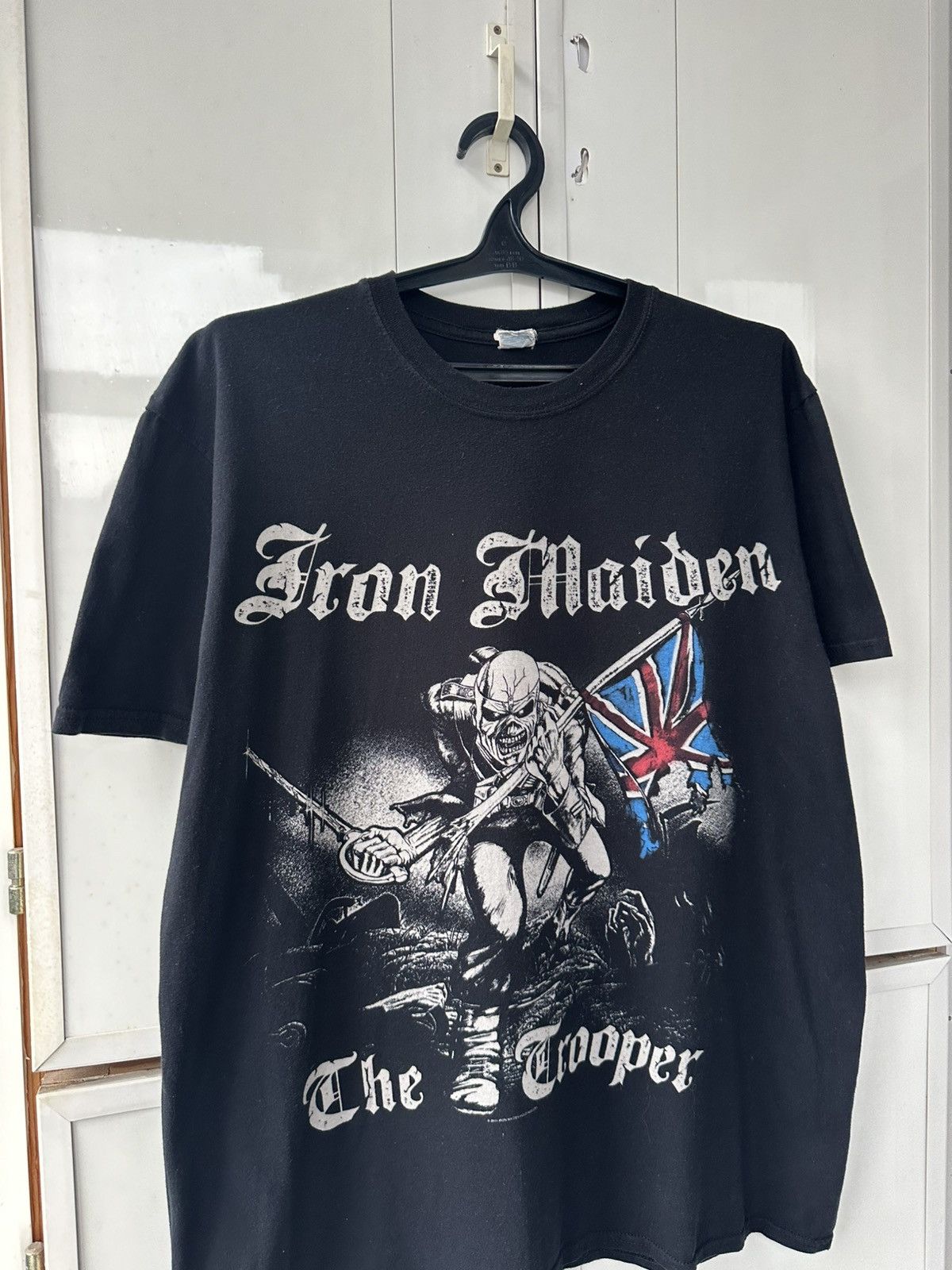 Vintage Vintage Iron Maiden T-shirt “The crooper” Print Size US L / EU 52-54 / 3 - 7 Thumbnail