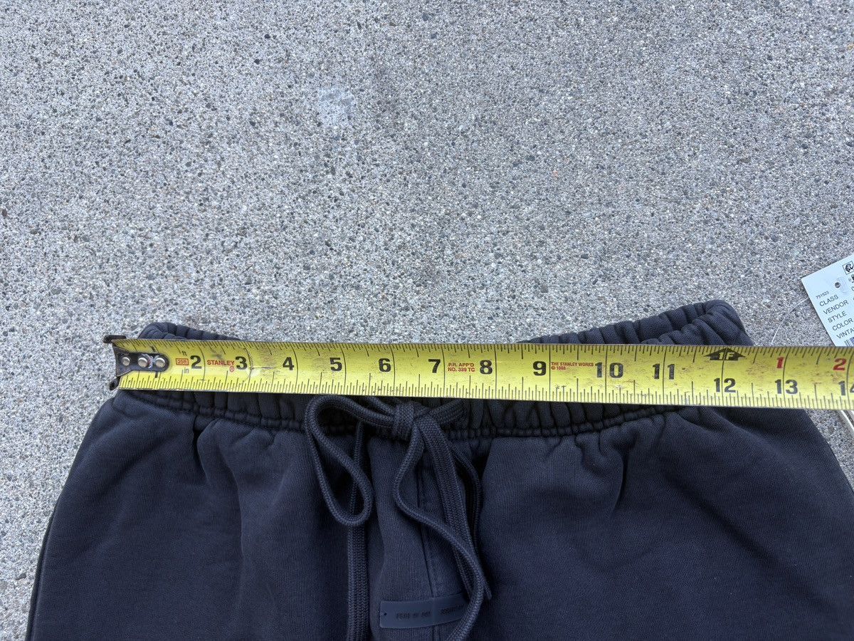 Fear of God Black Fear of God Essentials Fleece Flare Sweatpants Sz. S Size US 32 / EU 48 - 8 Thumbnail