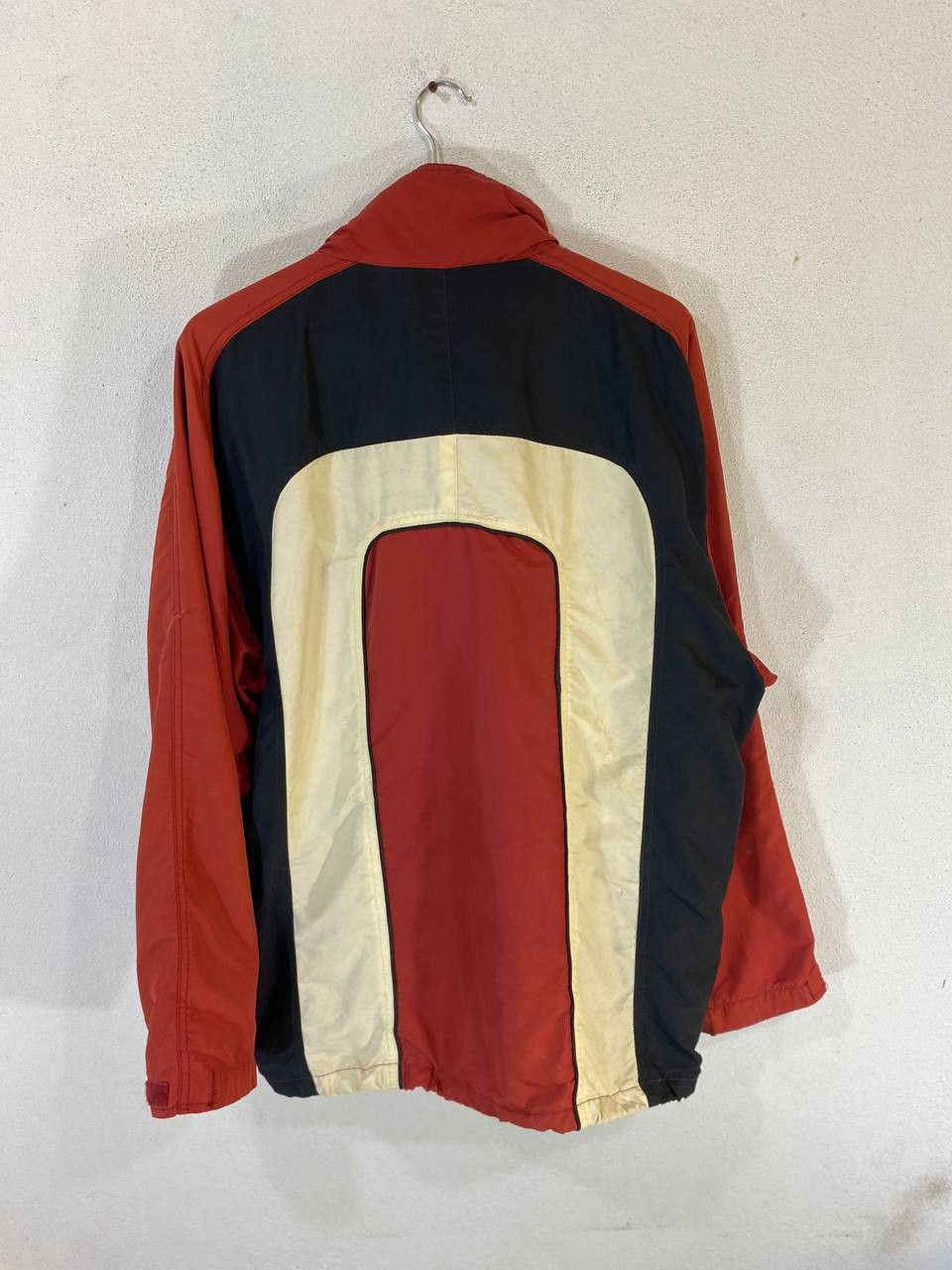 Burton vintage burton snowboards ski jacket nice design Size US M / EU 48-50 / 2 - 10 Thumbnail