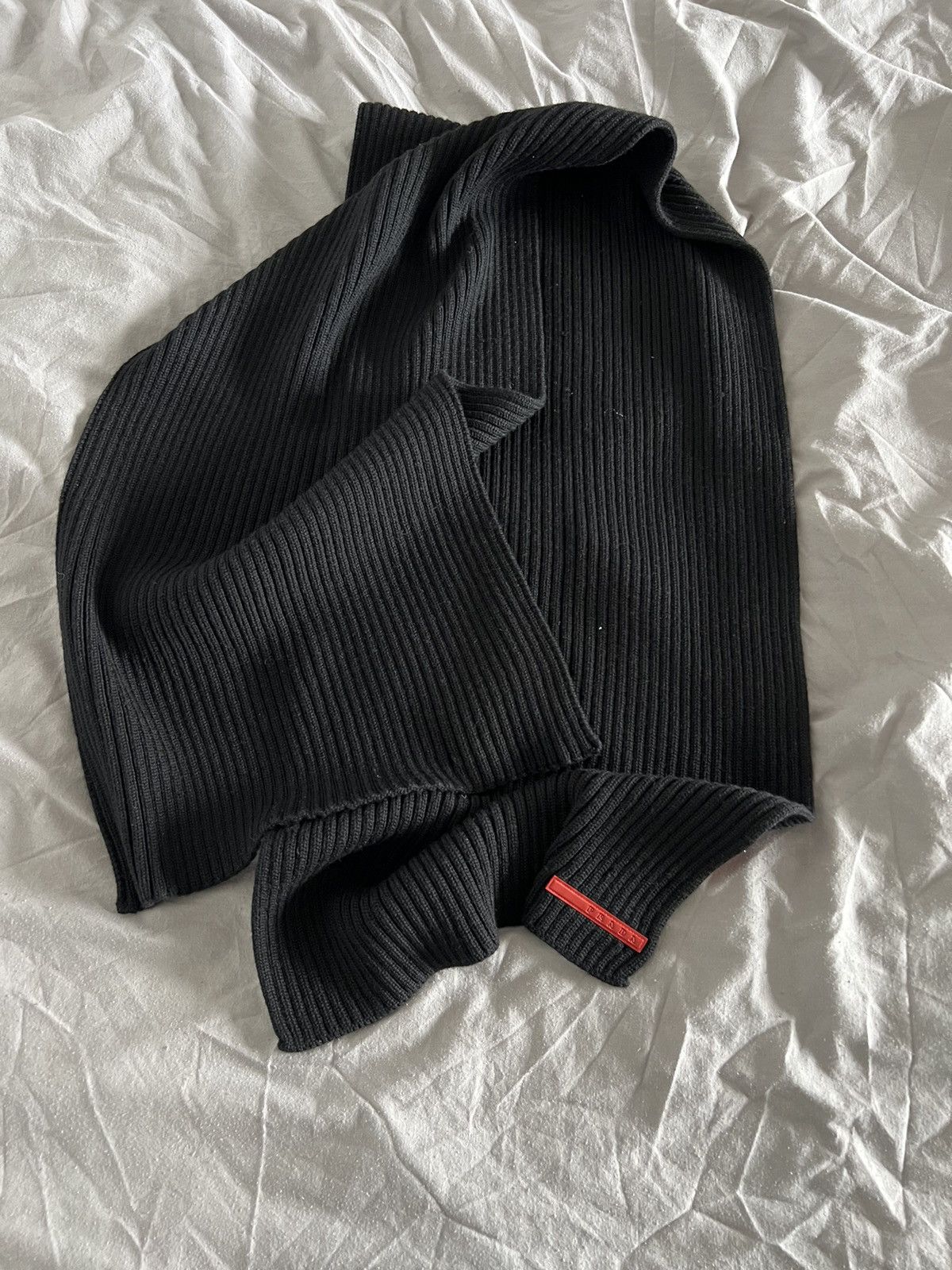 Prada × Vintage Prada Vintage Red Tab Scarf Luxury Hype Size ONE SIZE - 11 Thumbnail