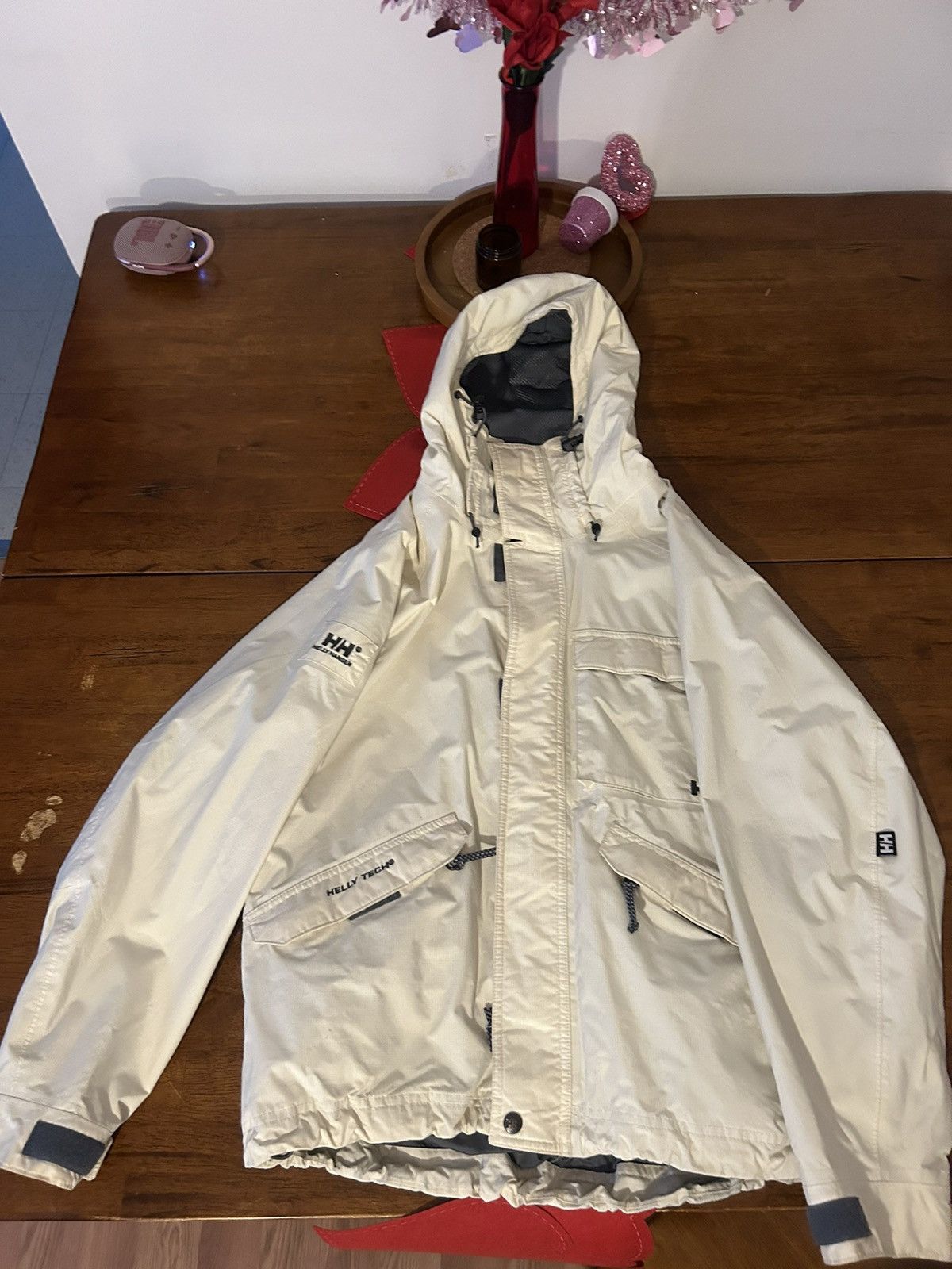 Helly Hansen Helly Hansen Off White/Beige light jacket size small Size US S / EU 44-46 / 1 - 10 Thumbnail